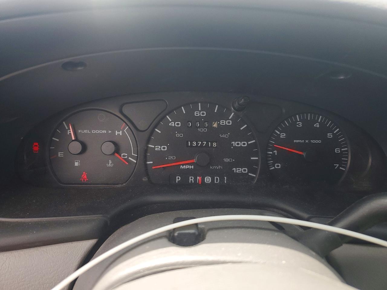 2000 Ford Taurus Ses White vin: 1FAFP5527YG171866