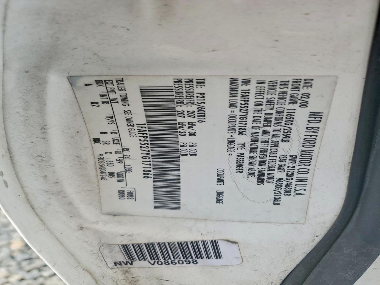 2000 Ford Taurus Ses White vin: 1FAFP5527YG171866