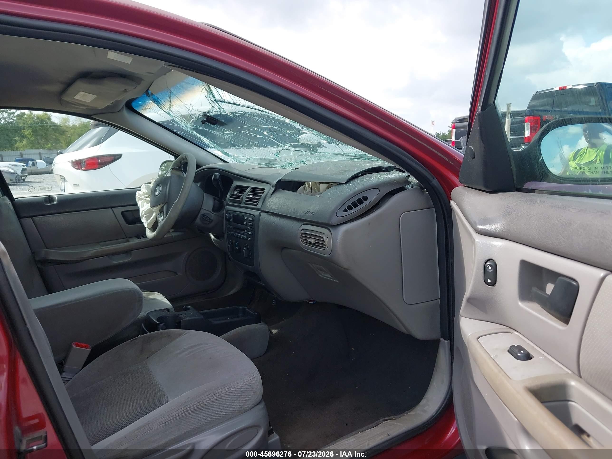 2003 Ford Taurus Ses Red vin: 1FAFP55283G192864