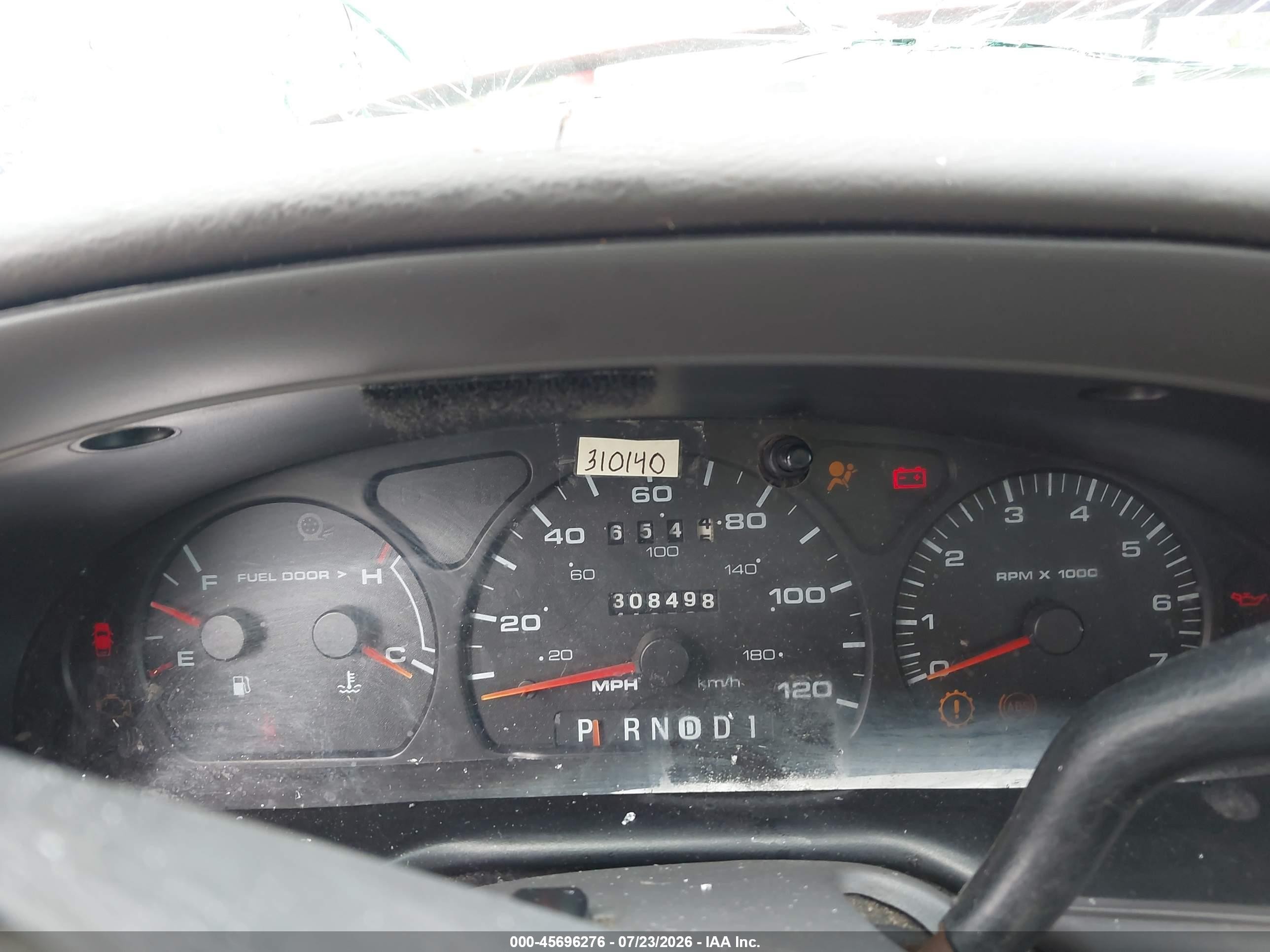 2003 Ford Taurus Ses Red vin: 1FAFP55283G192864