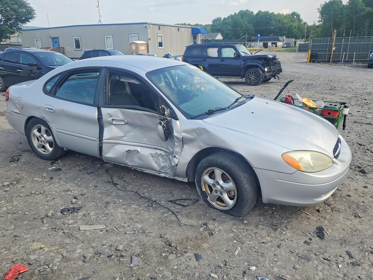 2003 Ford Taurus Ses Silver vin: 1FAFP55283G278434