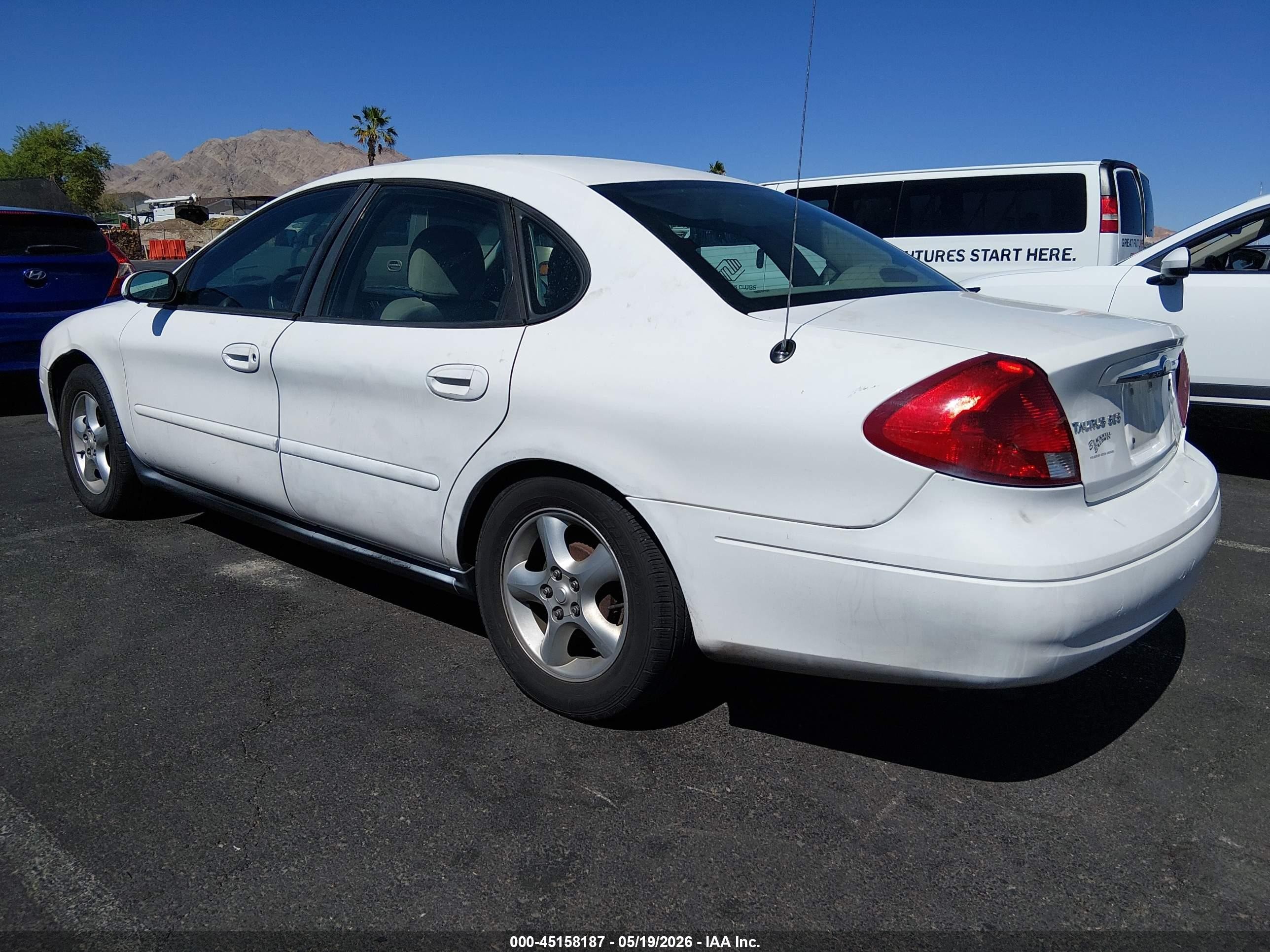 2001 Ford Taurus Ses White vin: 1FAFP55291A243143