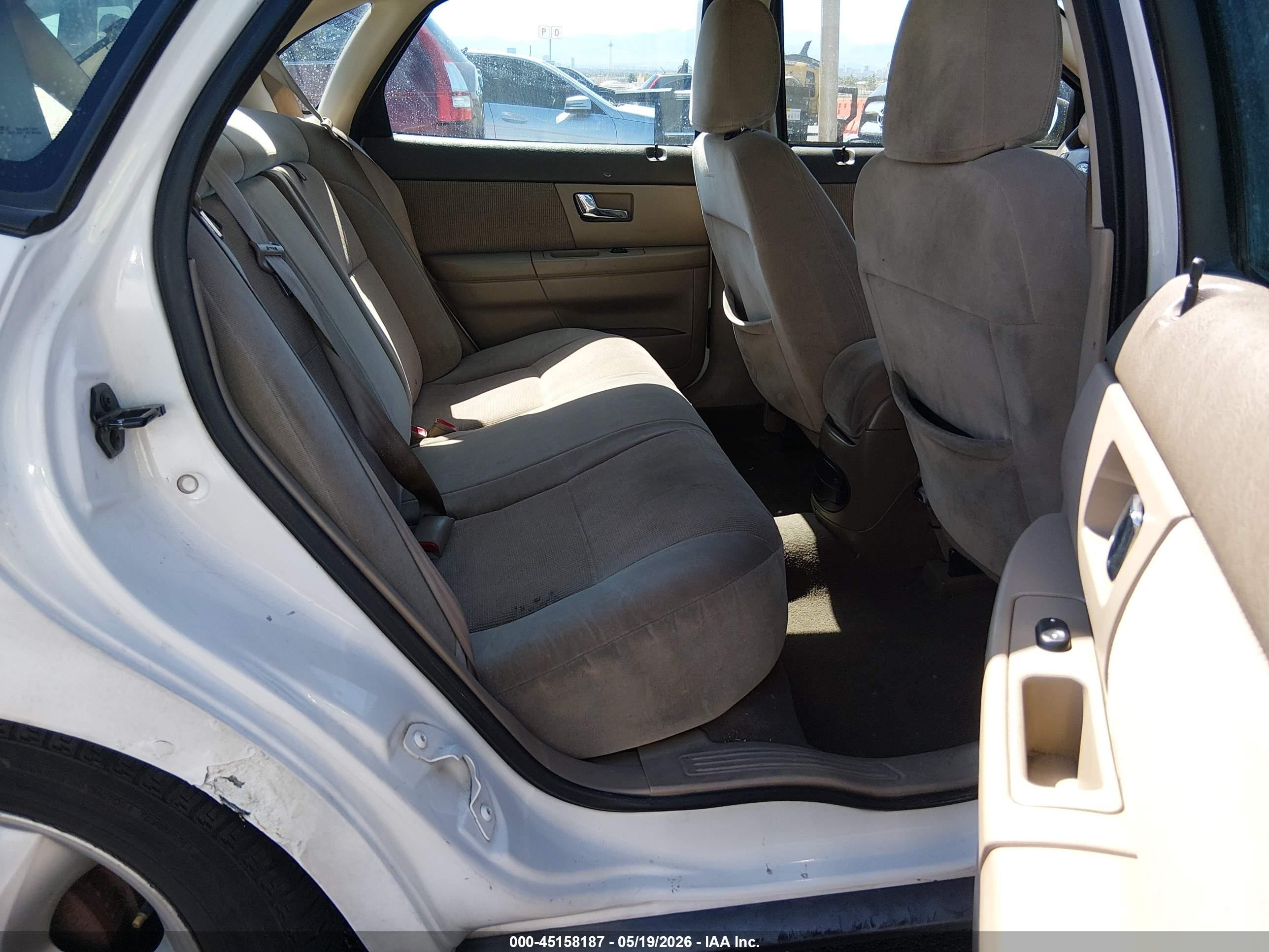 2001 Ford Taurus Ses White vin: 1FAFP55291A243143