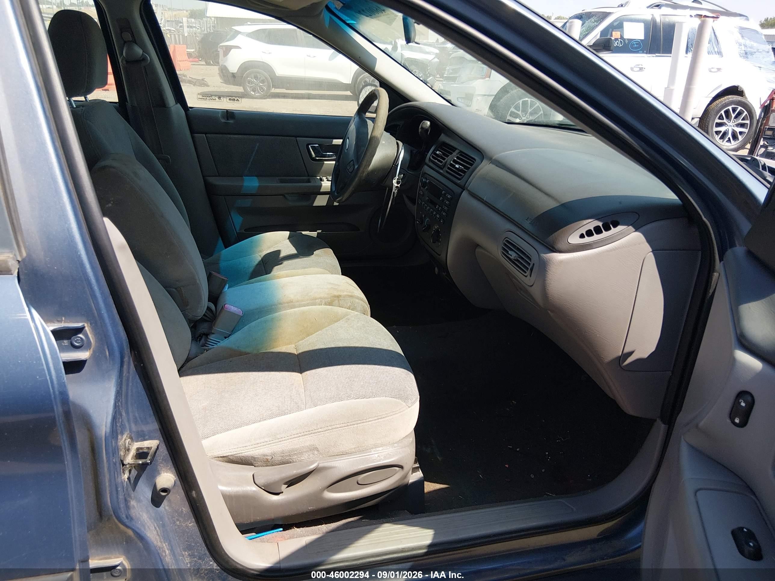 2000 Ford Taurus Ses Серый vin: 1FAFP5529YA173766