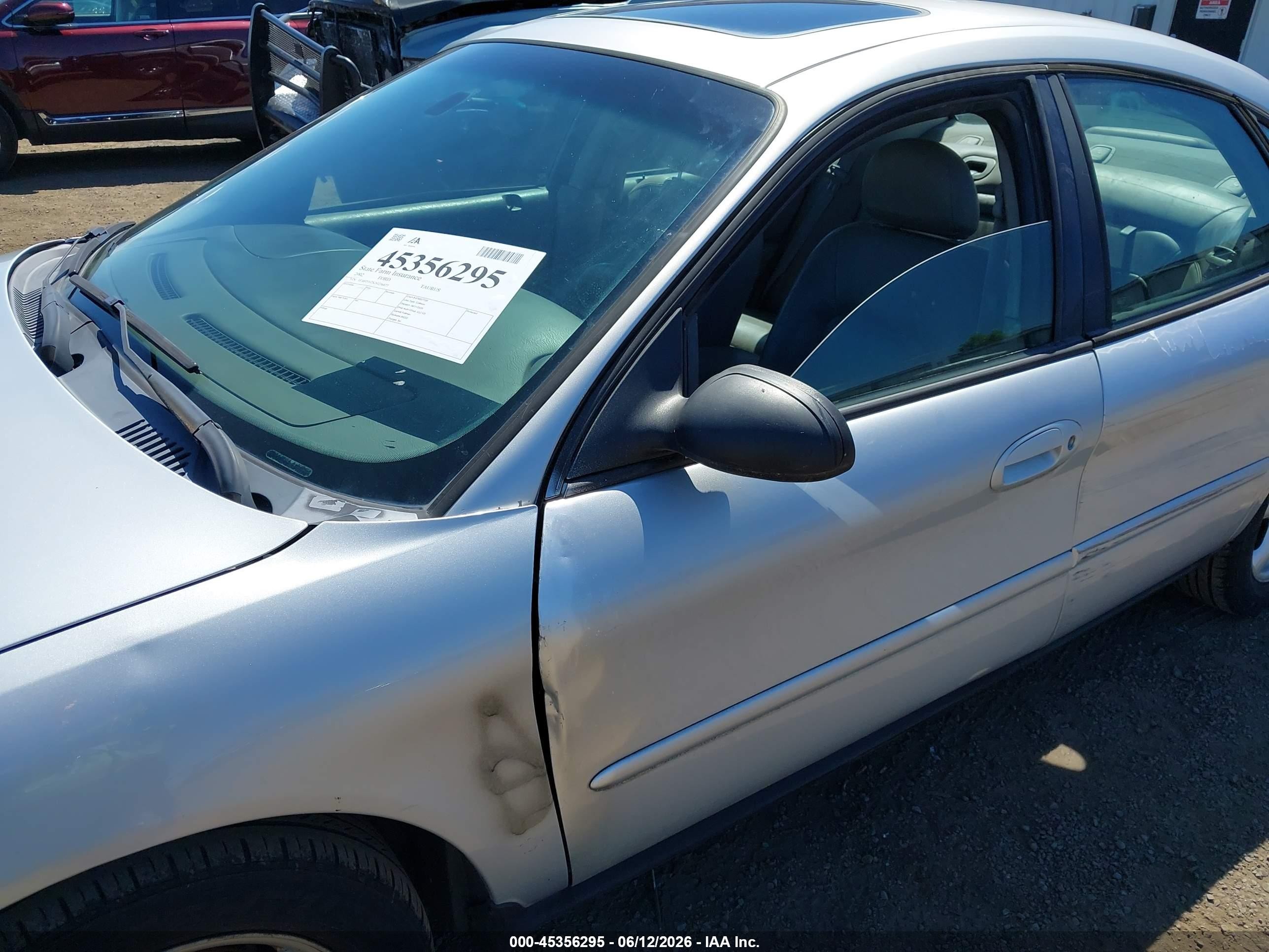 2002 Ford Taurus Ses Silver vin: 1FAFP552X2G236877