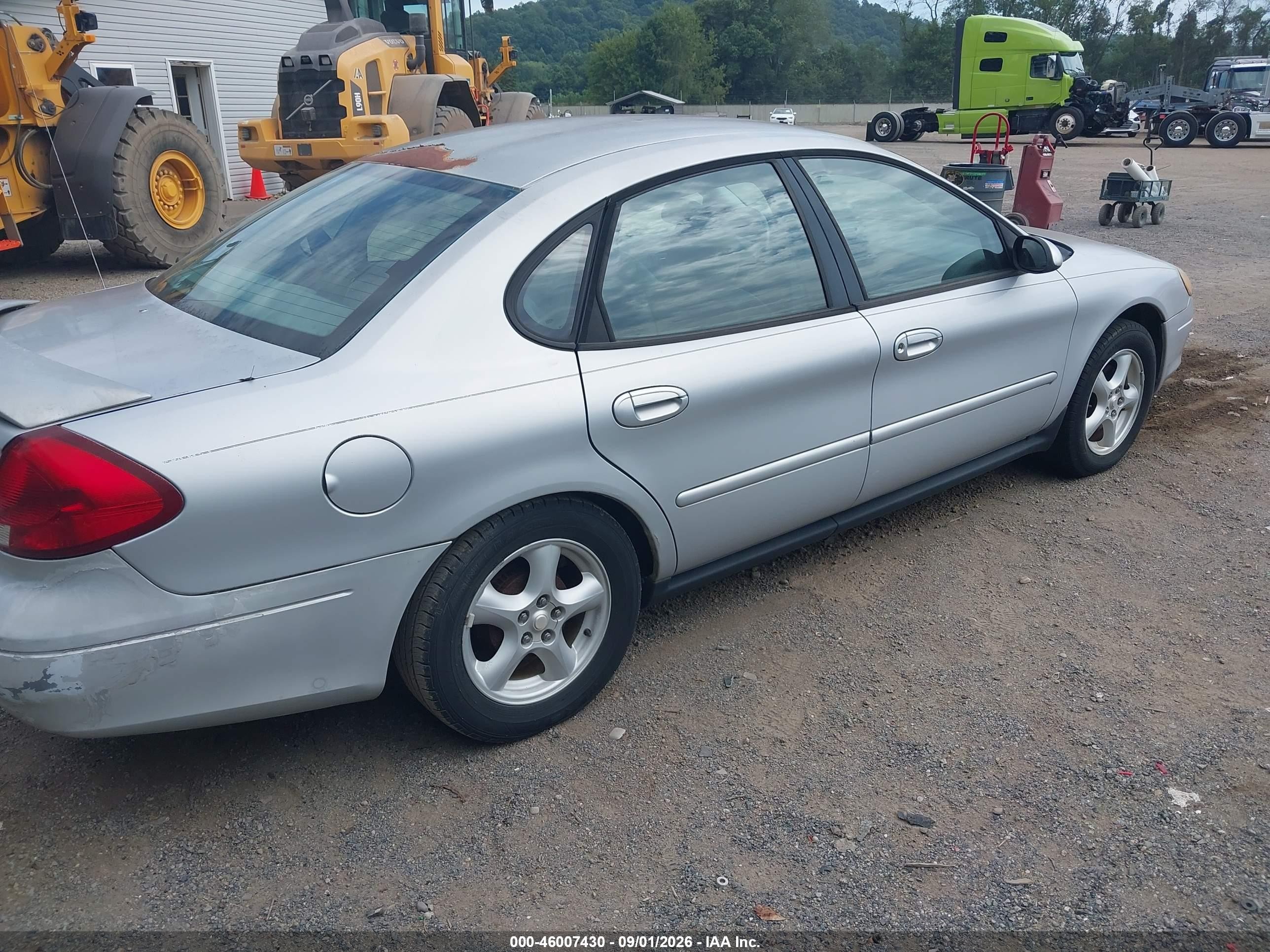 2003 Ford Taurus Ses Silver vin: 1FAFP552X3A177320