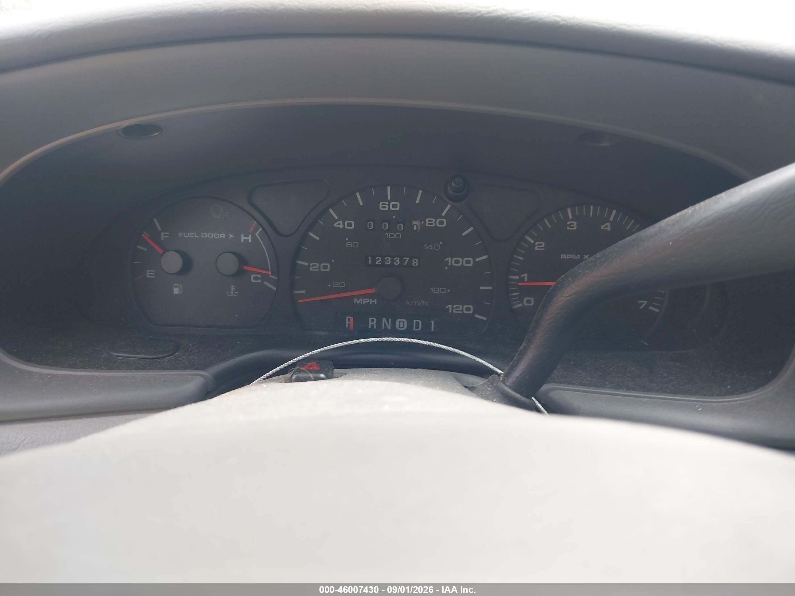 2003 Ford Taurus Ses Silver vin: 1FAFP552X3A177320