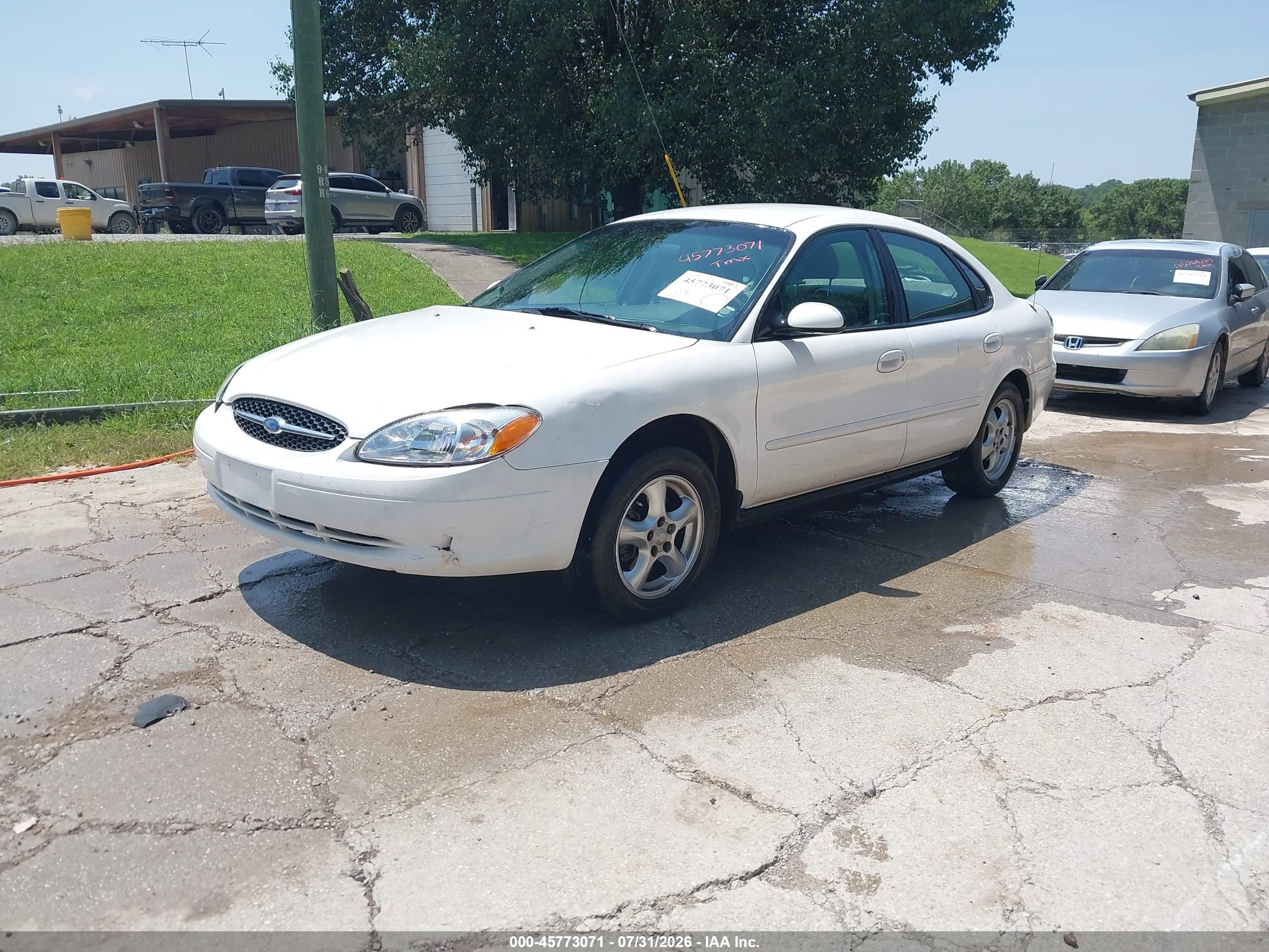 2003 Ford Taurus Ses White vin: 1FAFP552X3G178853