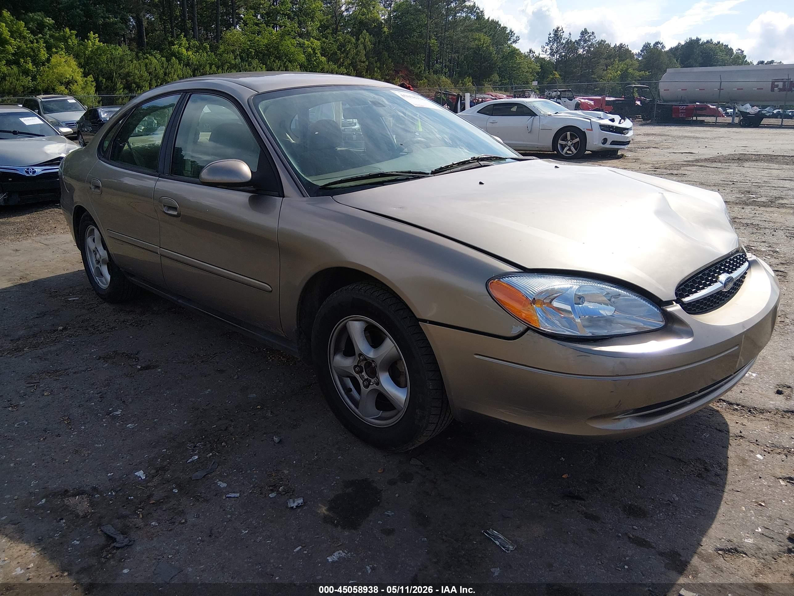 2003 Ford Taurus Ses Gold vin: 1FAFP552X3G216534