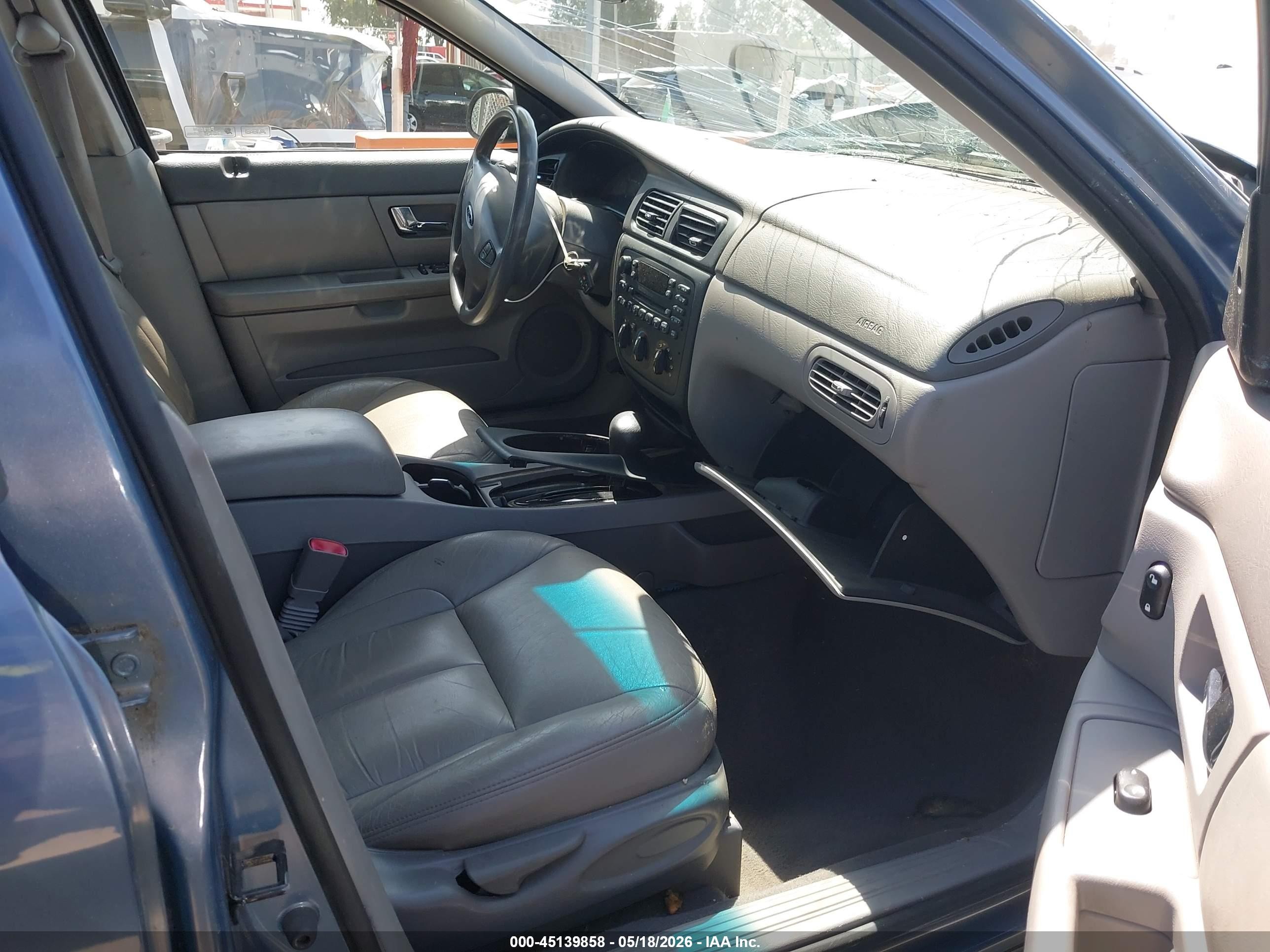 2001 Ford Taurus Ses Синий vin: 1FAFP55S01G133496