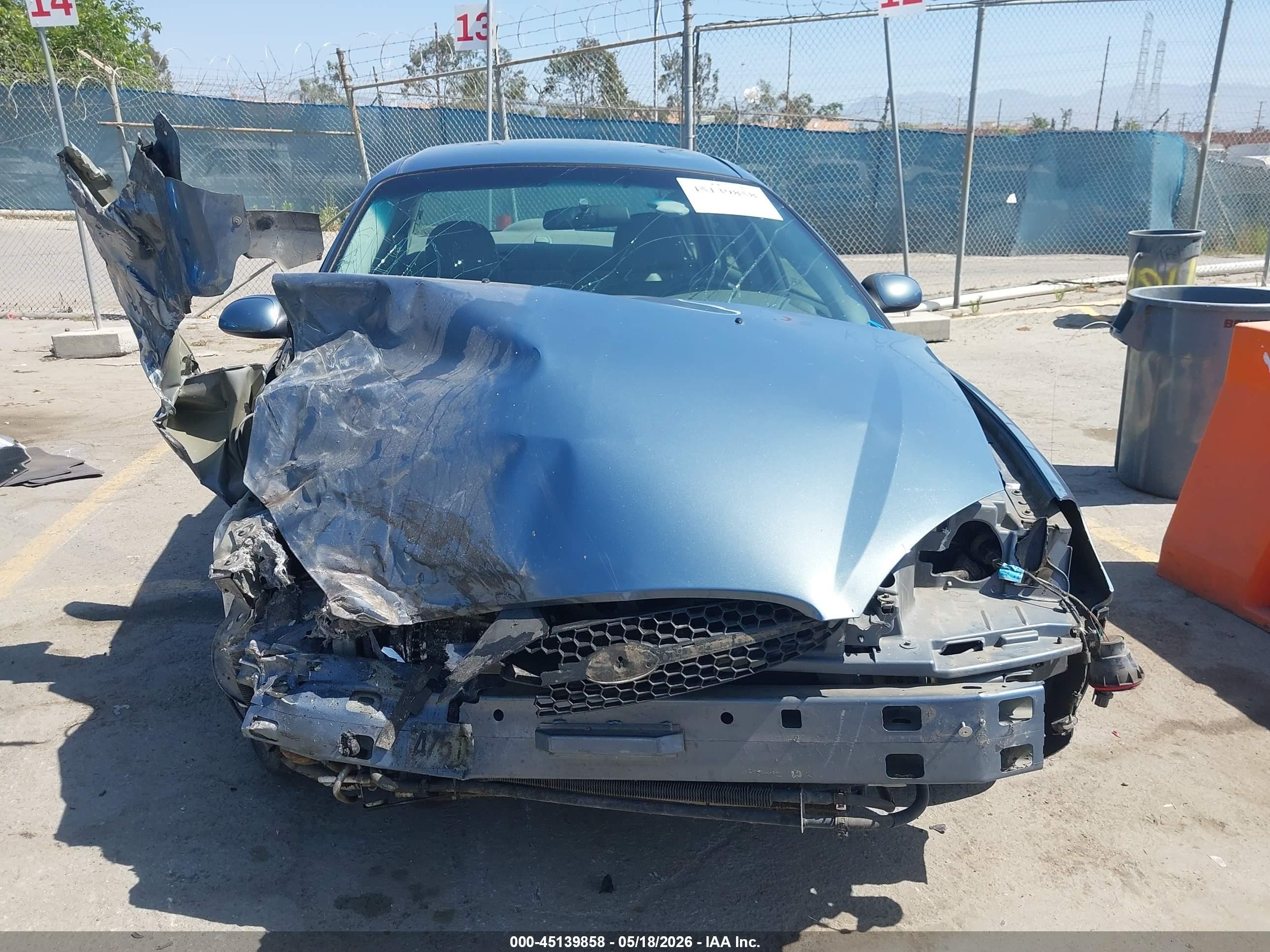 2001 Ford Taurus Ses Синий vin: 1FAFP55S01G133496