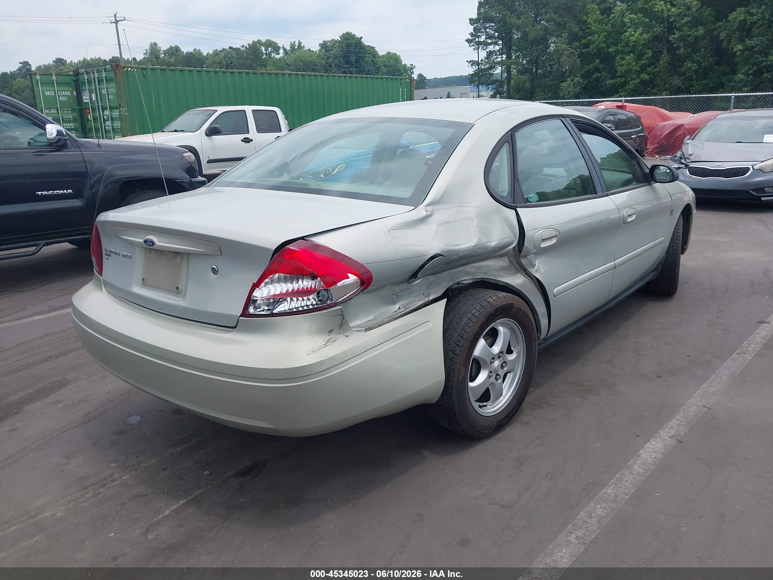 2004 Ford Taurus Ses Silver vin: 1FAFP55S04A188134