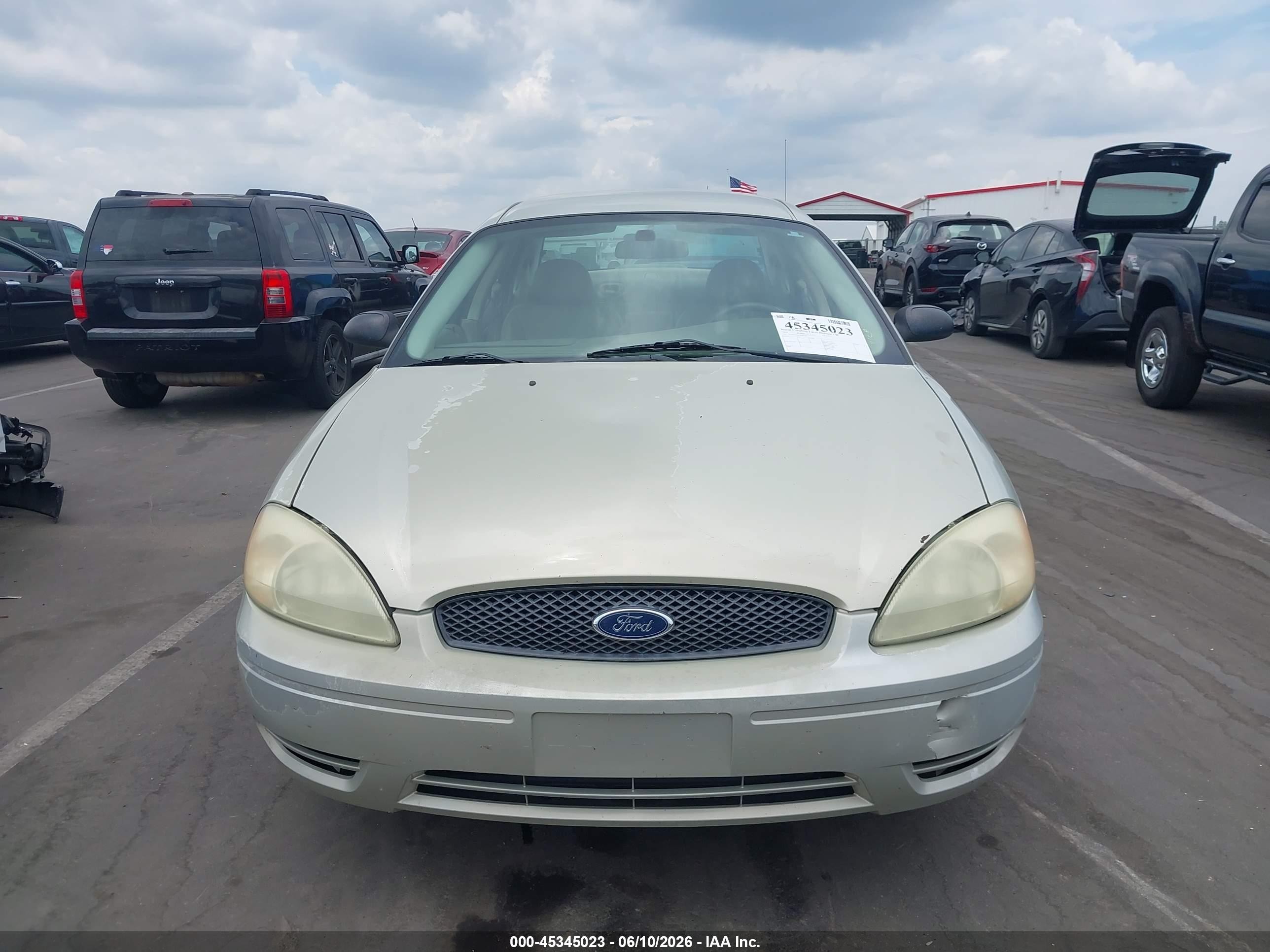 2004 Ford Taurus Ses Silver vin: 1FAFP55S04A188134