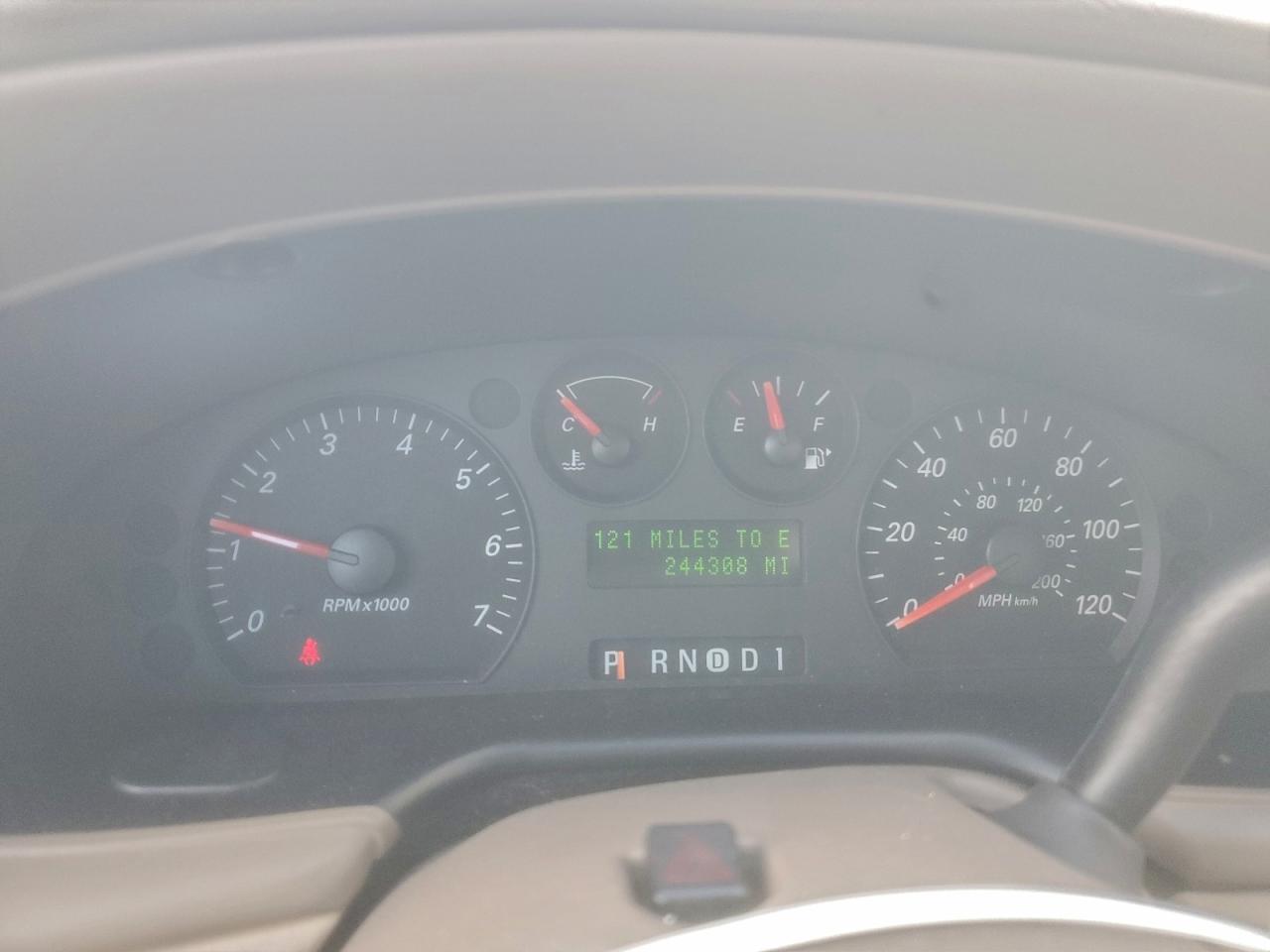 2004 Ford Taurus Ses Gold vin: 1FAFP55S14G118817