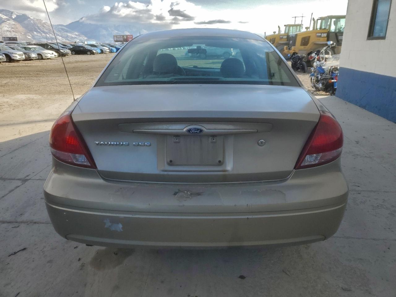 2004 Ford Taurus Ses Gold vin: 1FAFP55S14G118817