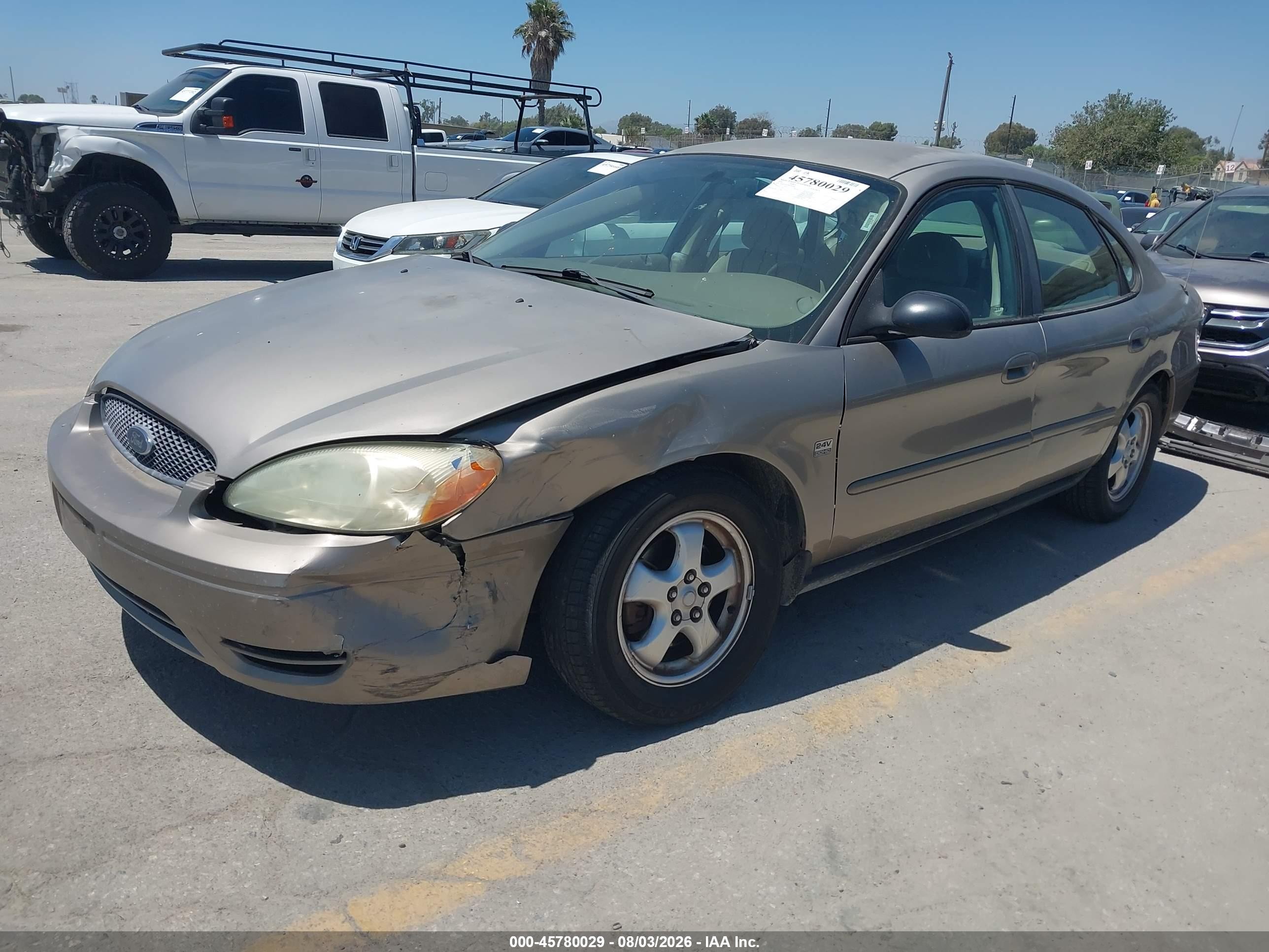 2004 Ford Taurus Ses Beige vin: 1FAFP55S14G182288