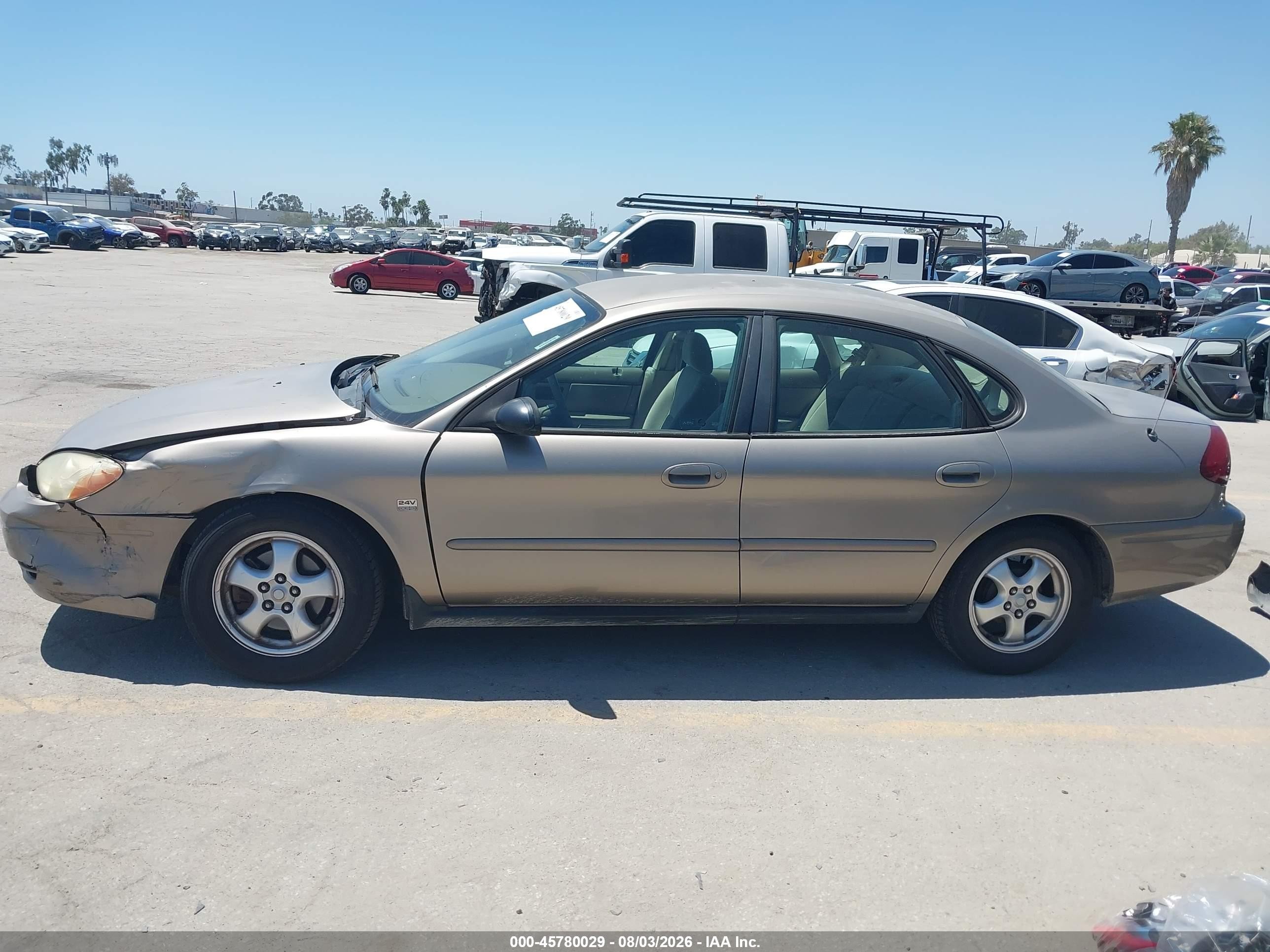 2004 Ford Taurus Ses Beige vin: 1FAFP55S14G182288