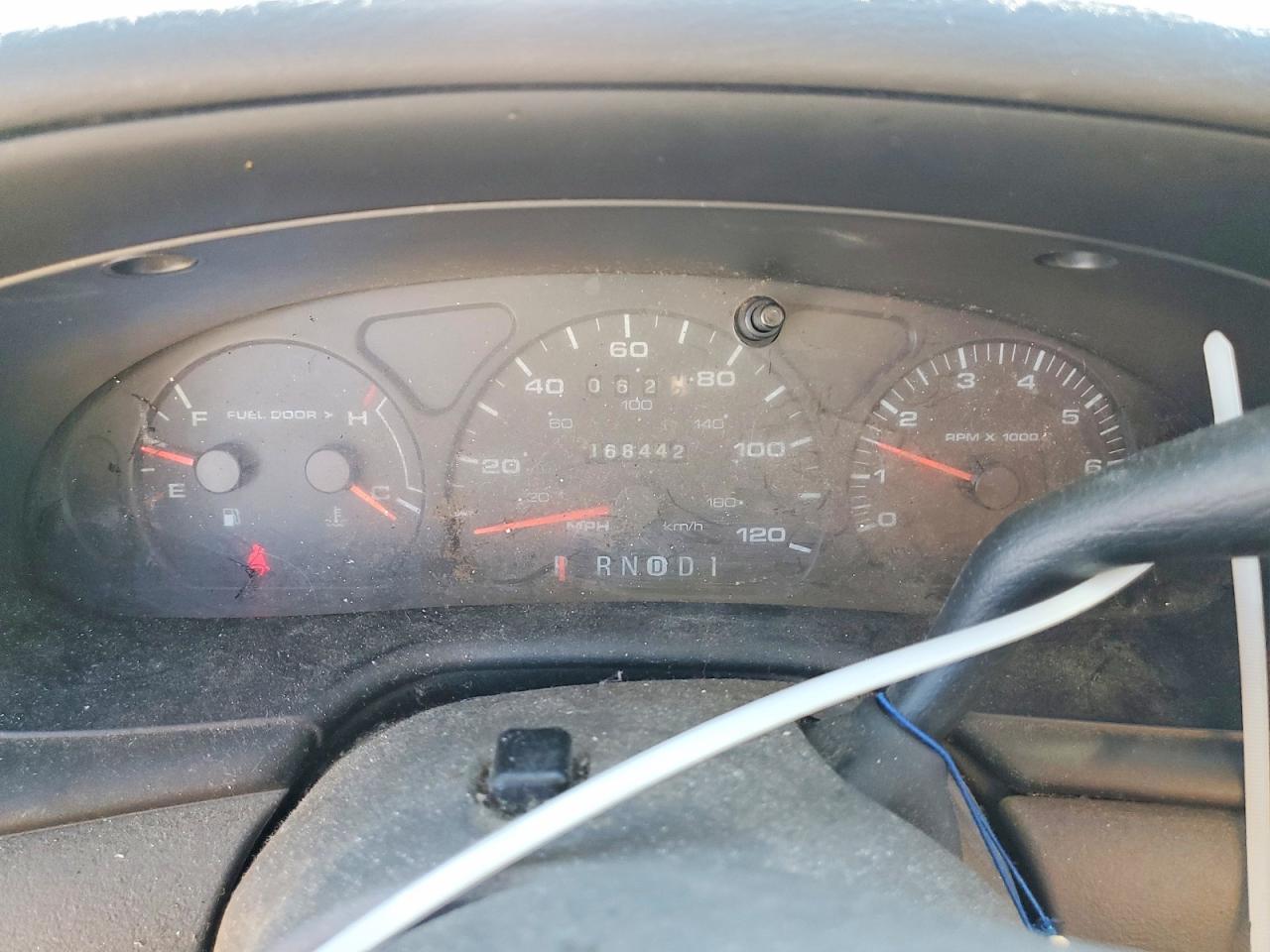 2000 Ford Taurus Ses White vin: 1FAFP55S1YG177095