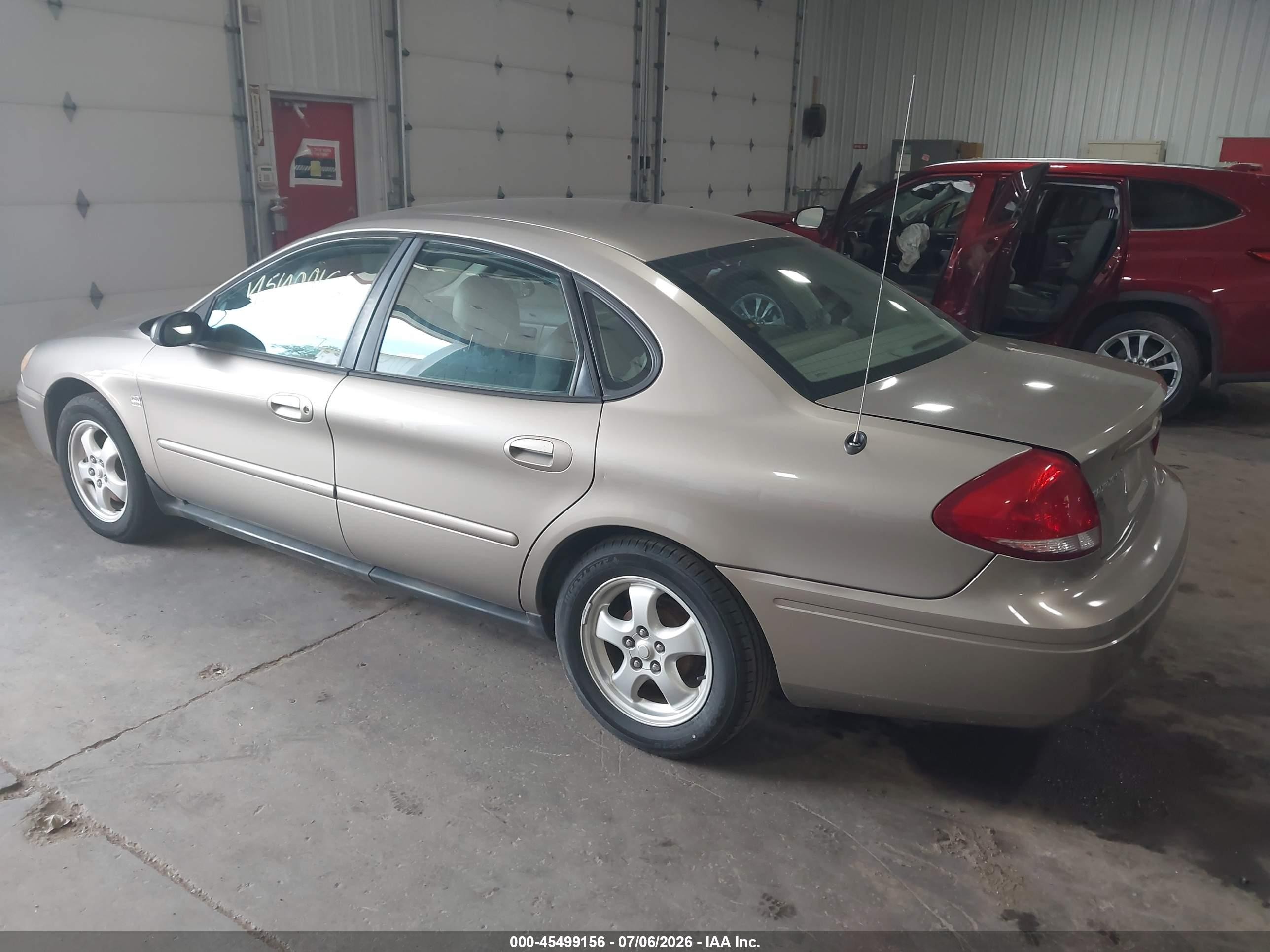2004 Ford Taurus Ses Gold vin: 1FAFP55S24G185250