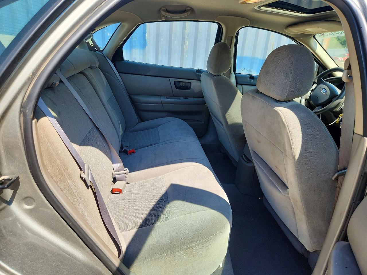 2004 Ford Taurus Ses Зеленый vin: 1FAFP55S44G187632
