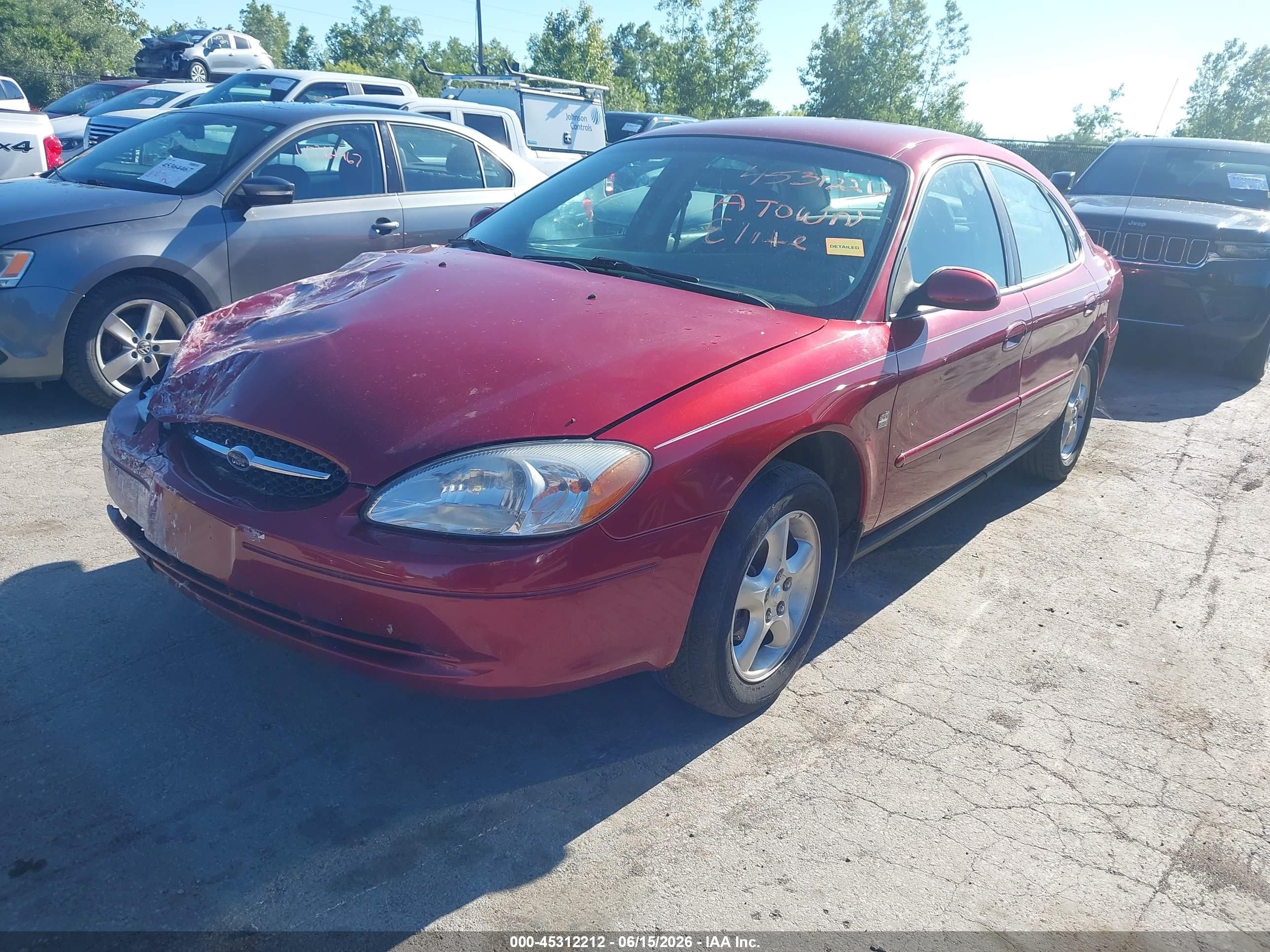 2000 Ford Taurus Ses Burgundy vin: 1FAFP55S4YA206785