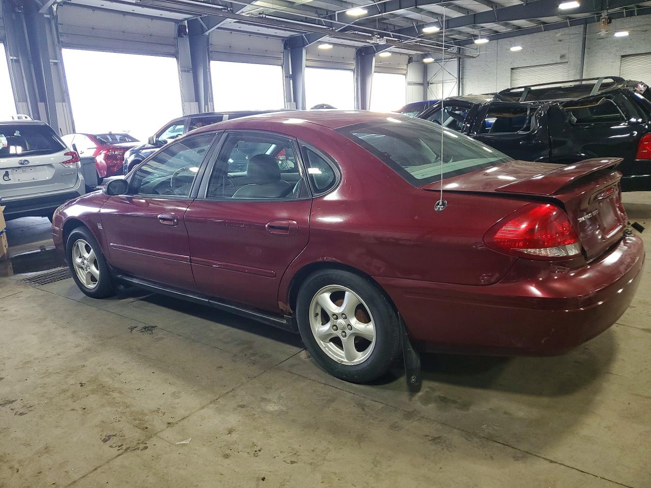 2004 Ford Taurus Ses Burgundy vin: 1FAFP55S54G124779