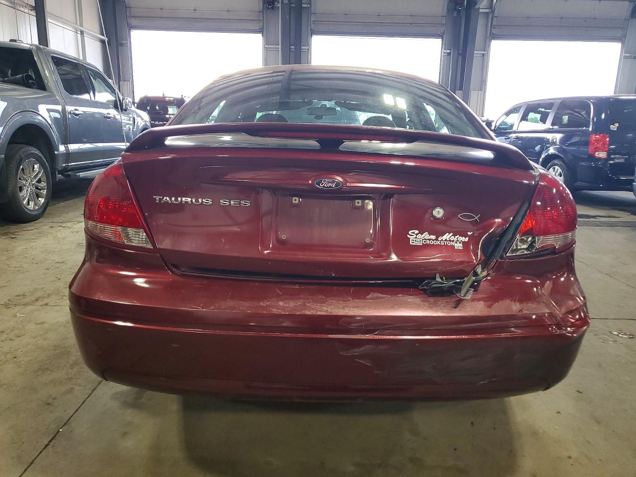 2004 Ford Taurus Ses Burgundy vin: 1FAFP55S54G124779
