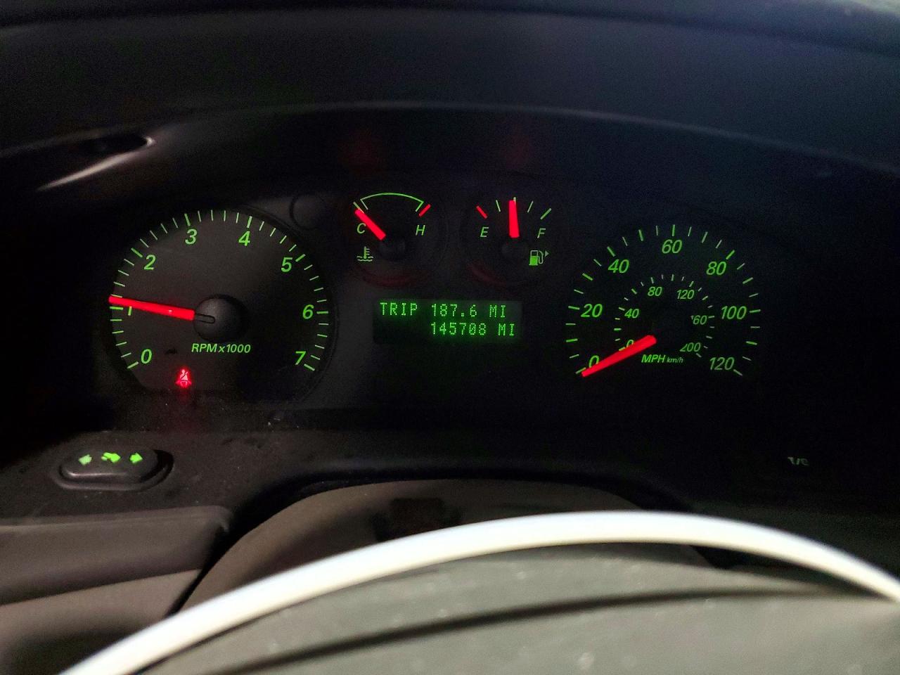 2004 Ford Taurus Ses Burgundy vin: 1FAFP55S54G124779