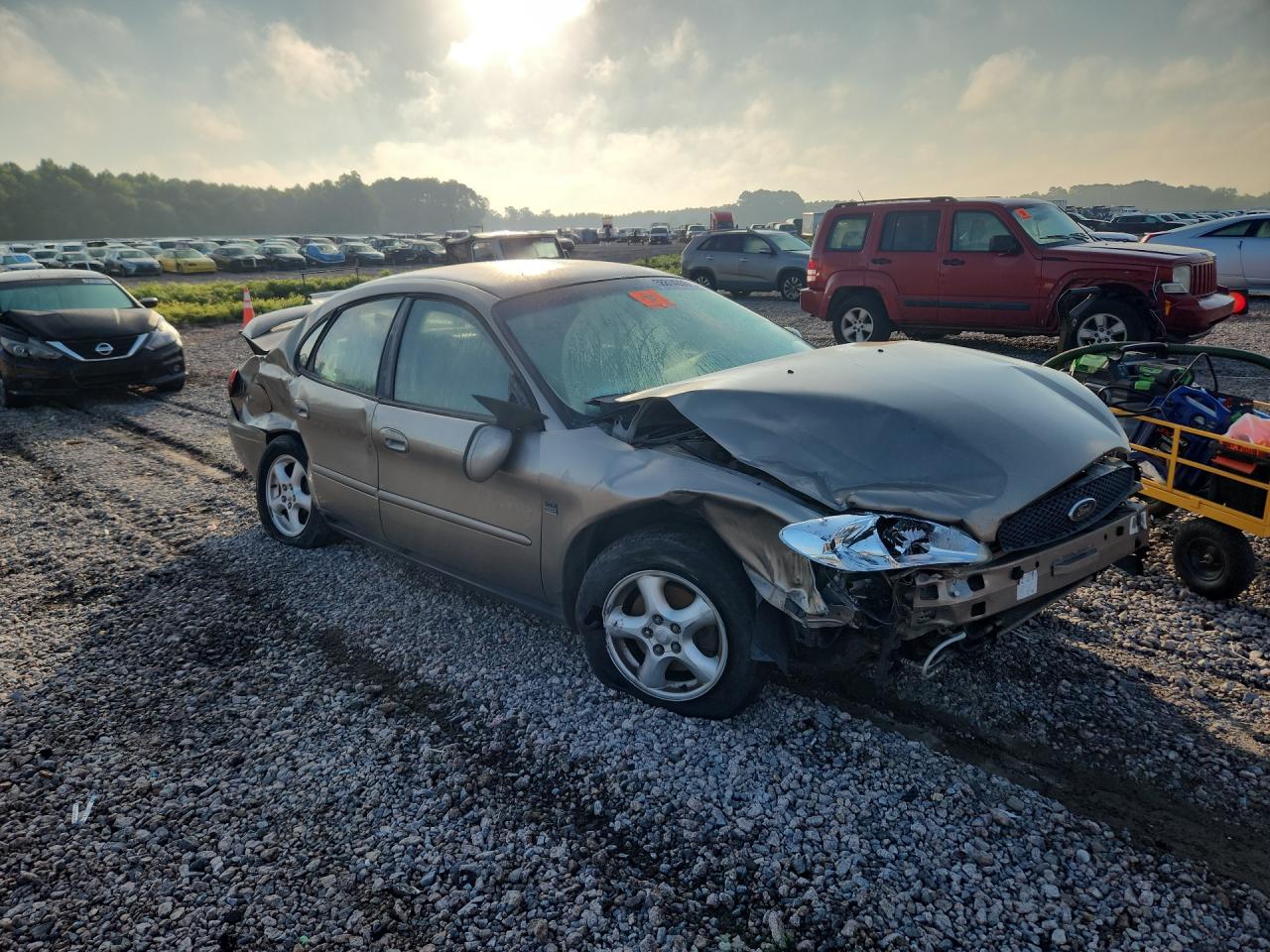 2004 Ford Taurus Ses Желто-коричневый vin: 1FAFP55S64A105905