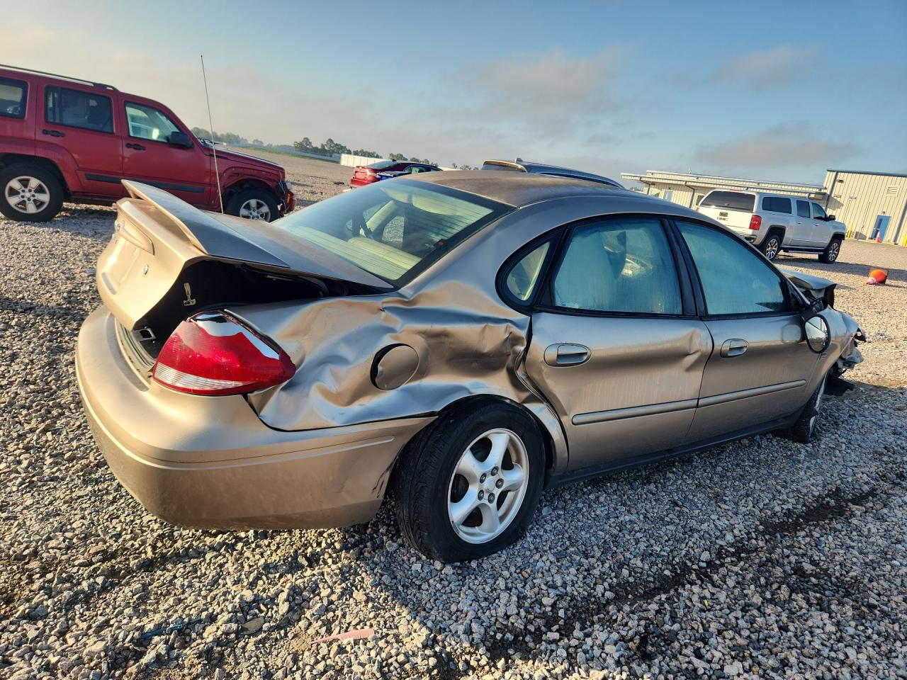 2004 Ford Taurus Ses Желто-коричневый vin: 1FAFP55S64A105905