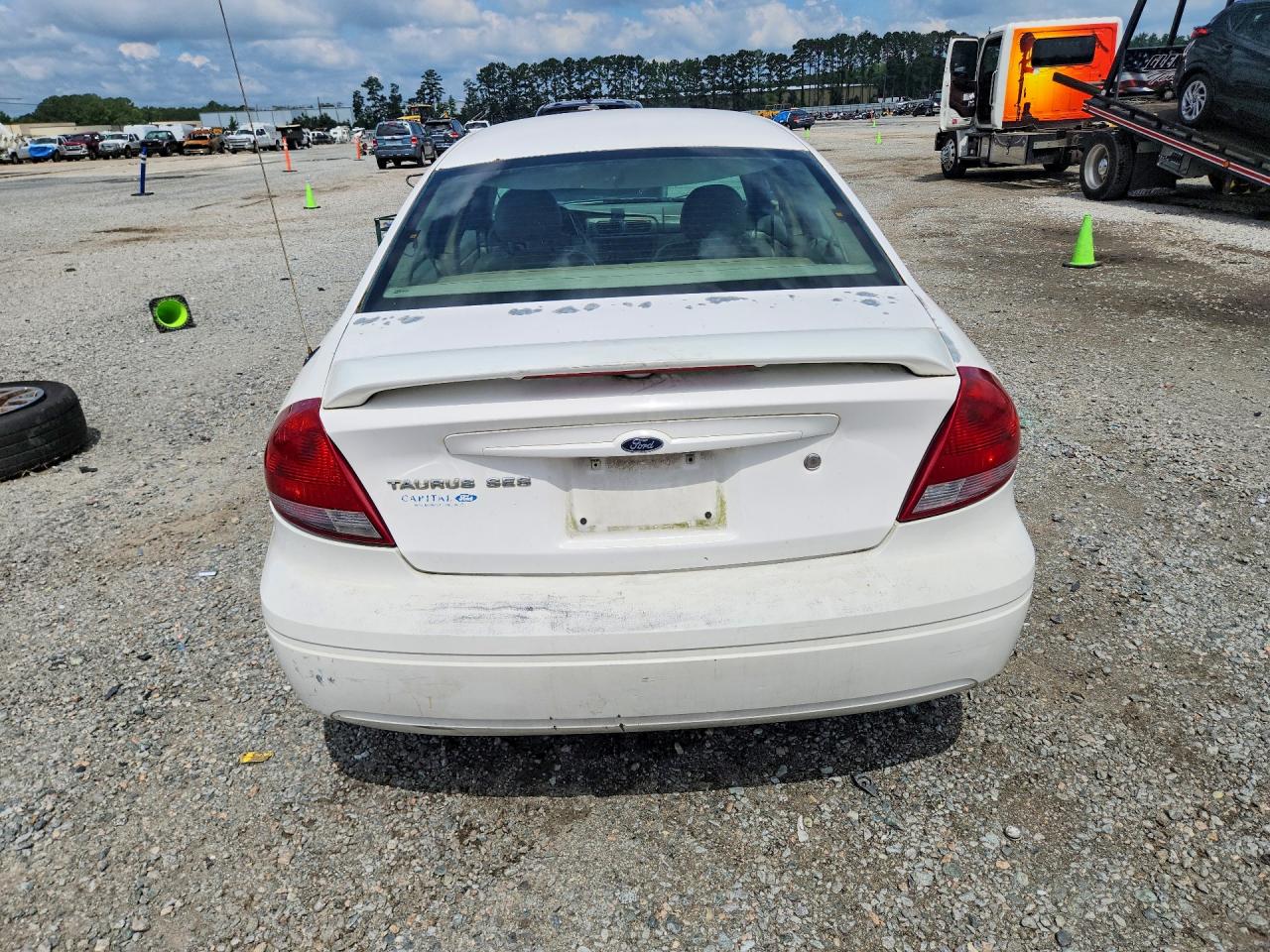 2004 Ford Taurus Ses White vin: 1FAFP55S64A167045