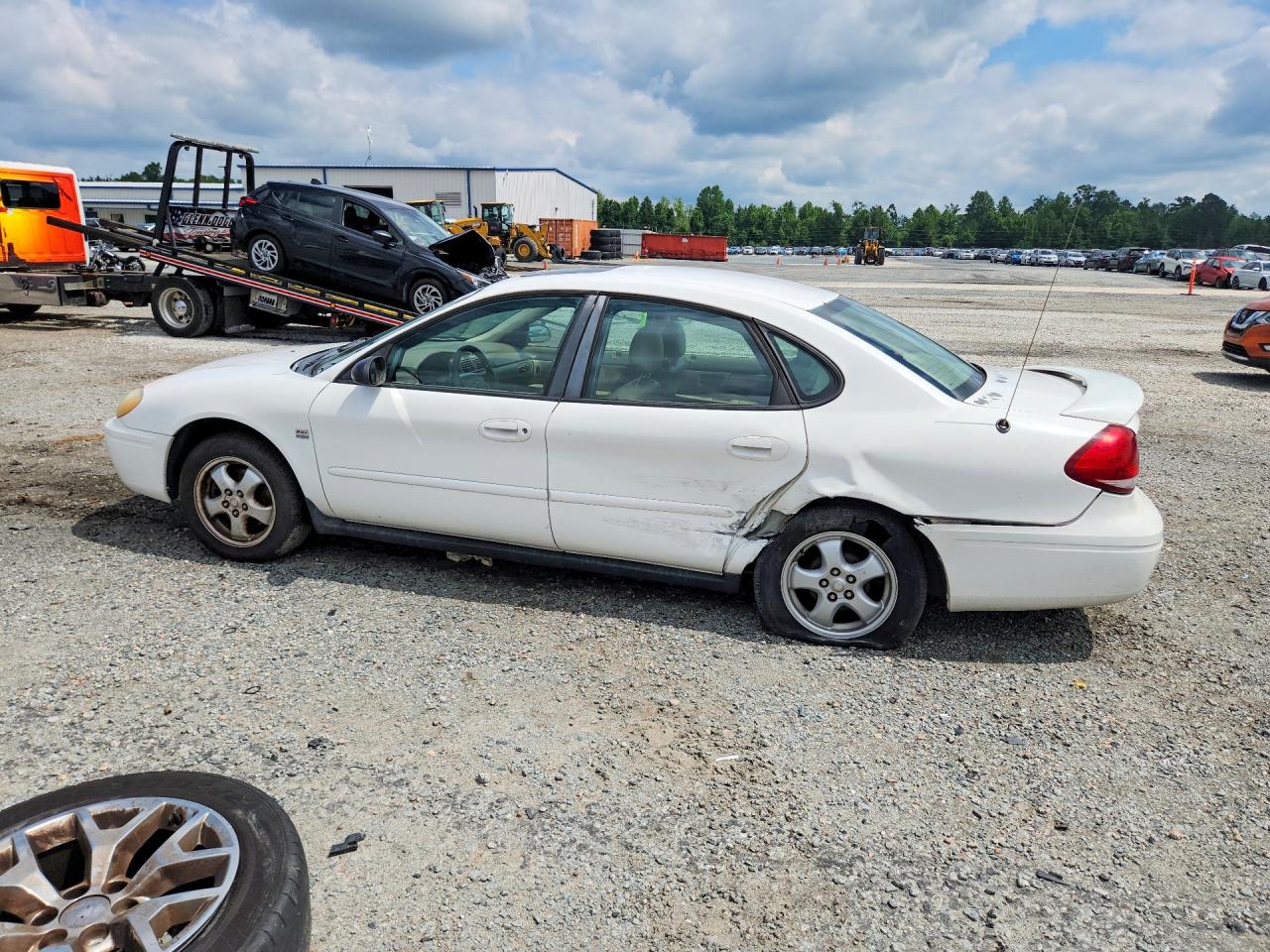 2004 Ford Taurus Ses White vin: 1FAFP55S64A167045