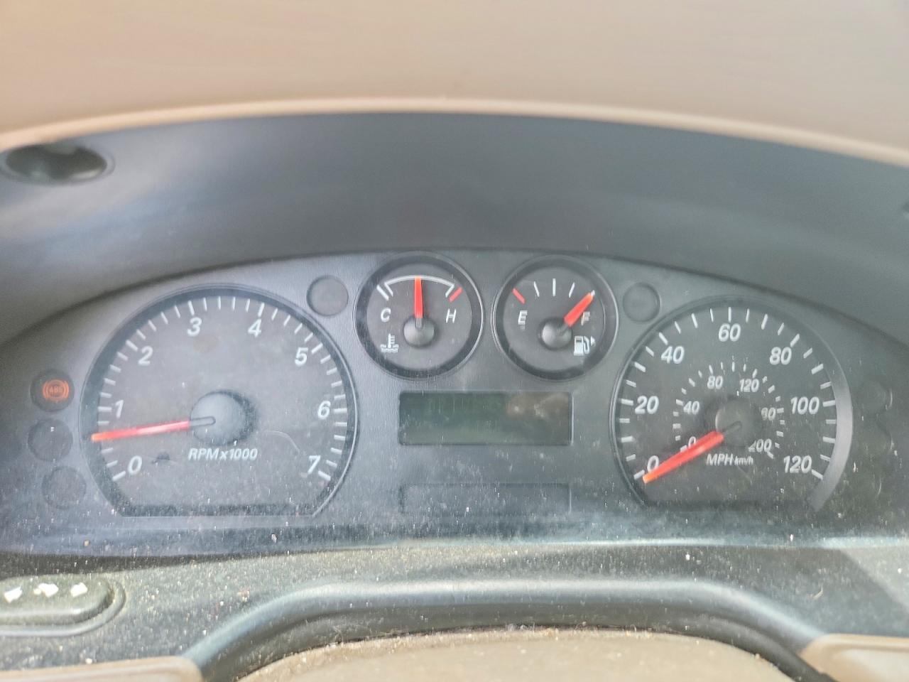 2004 Ford Taurus Ses White vin: 1FAFP55S64A167045