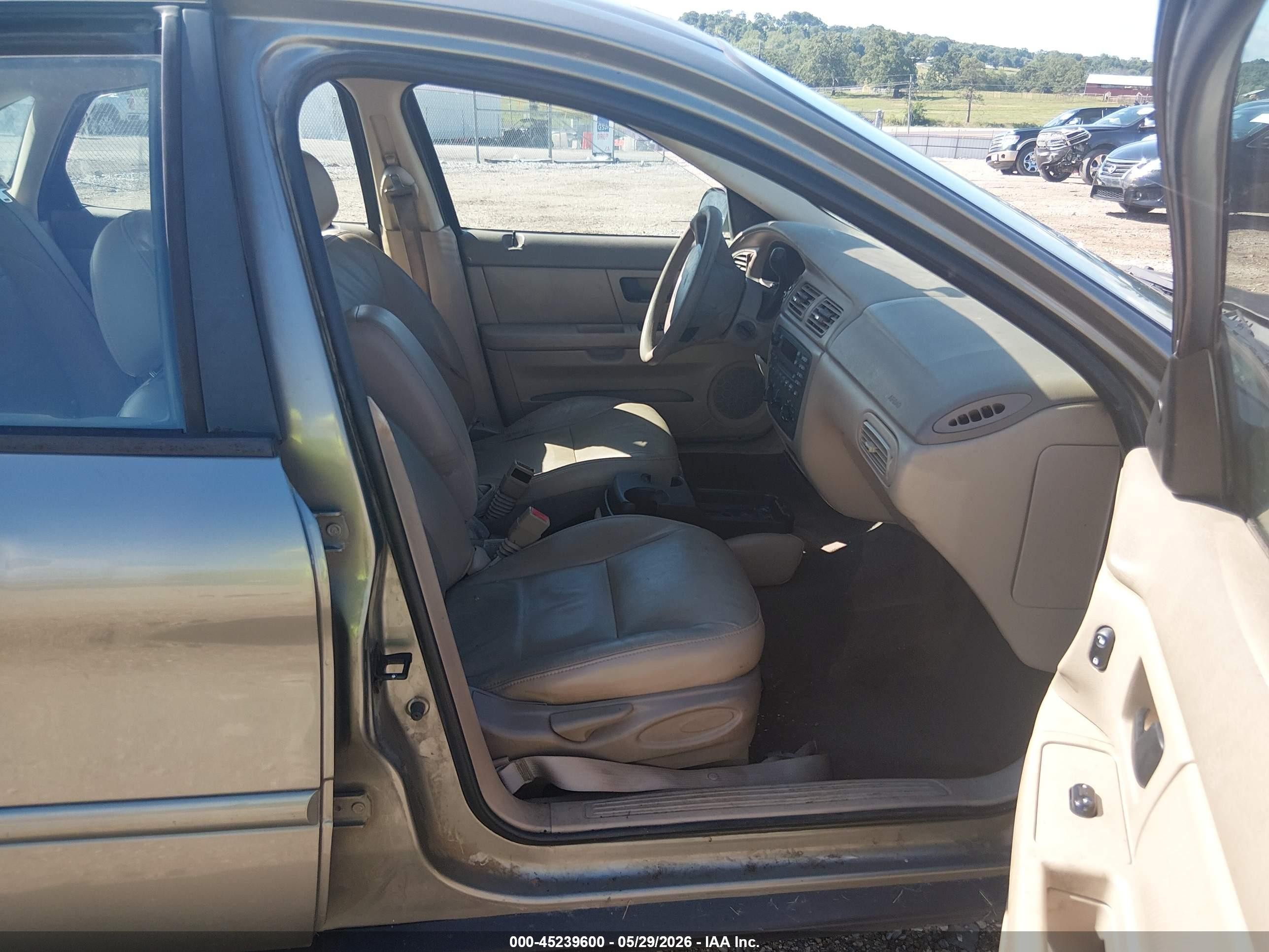2004 Ford Taurus Ses Silver vin: 1FAFP55S64G121888