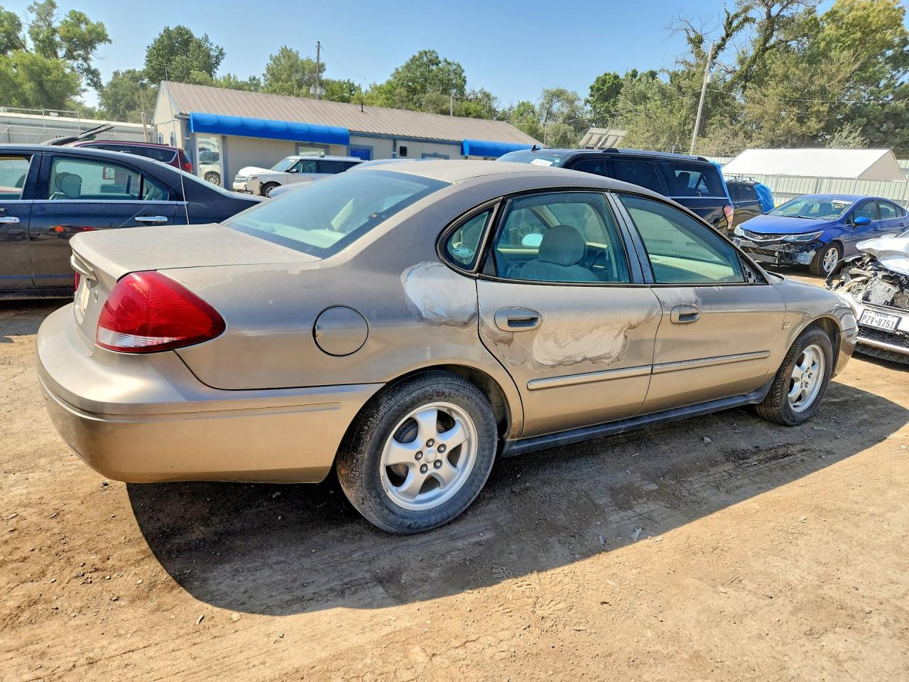 2004 Ford Taurus Ses Gold vin: 1FAFP55S64G173909