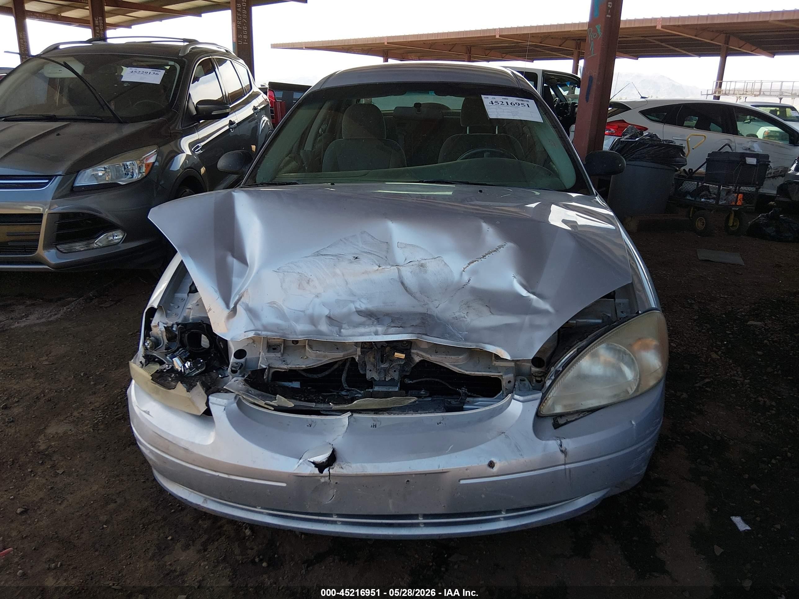 2000 Ford Taurus Ses Silver vin: 1FAFP55S6YA140160
