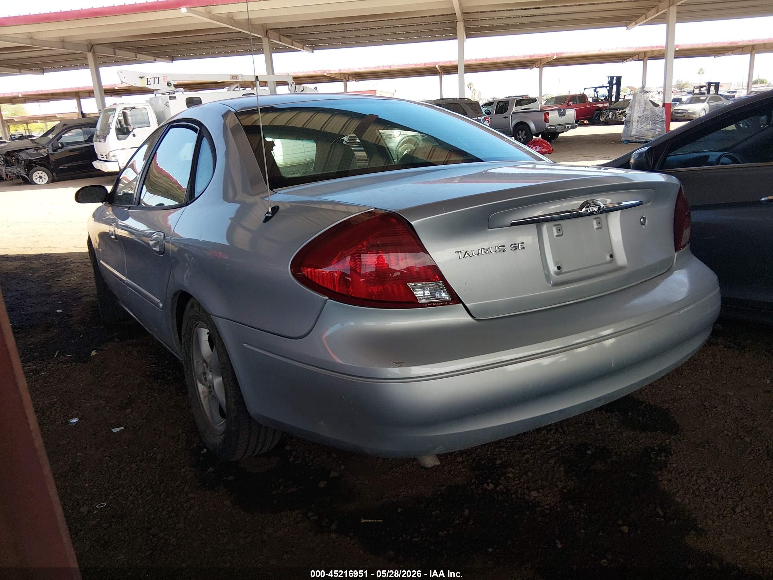 2000 Ford Taurus Ses Silver vin: 1FAFP55S6YA140160