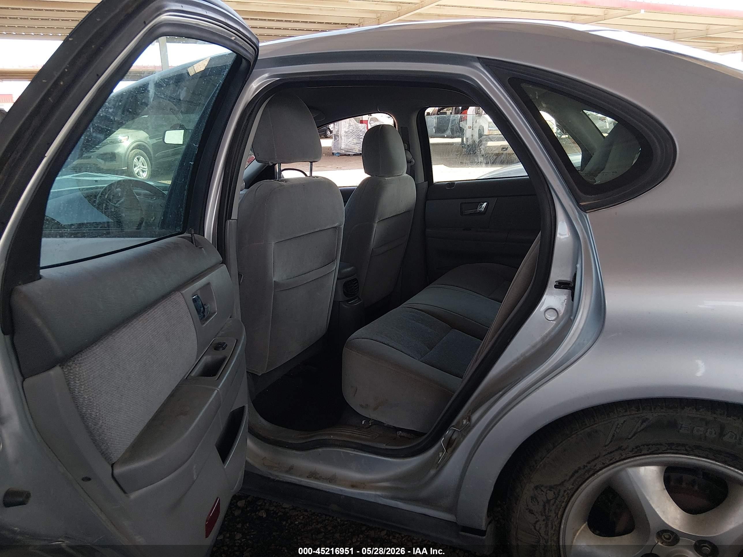 2000 Ford Taurus Ses Silver vin: 1FAFP55S6YA140160