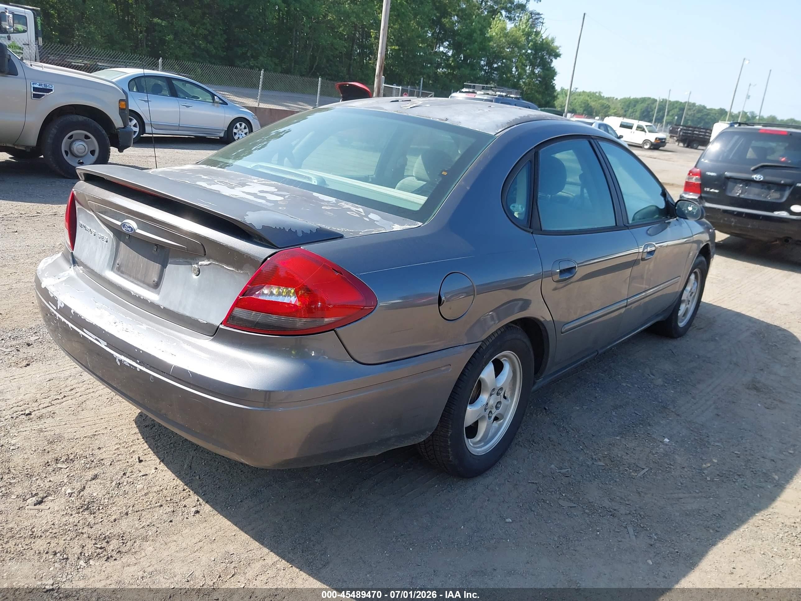 2004 Ford Taurus Ses Gray vin: 1FAFP55S74G161168