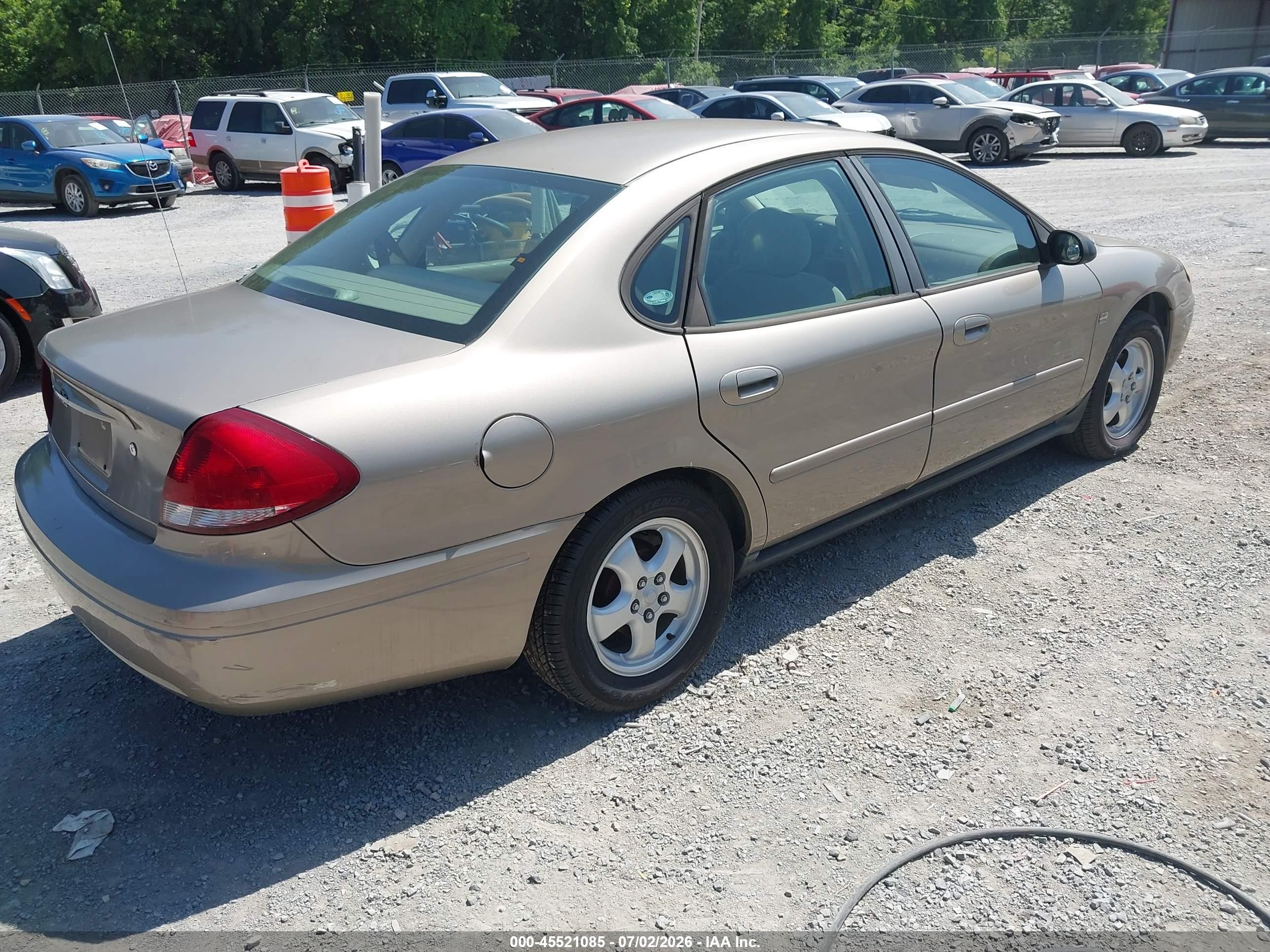 2004 Ford Taurus Ses Gold vin: 1FAFP55S74G186202