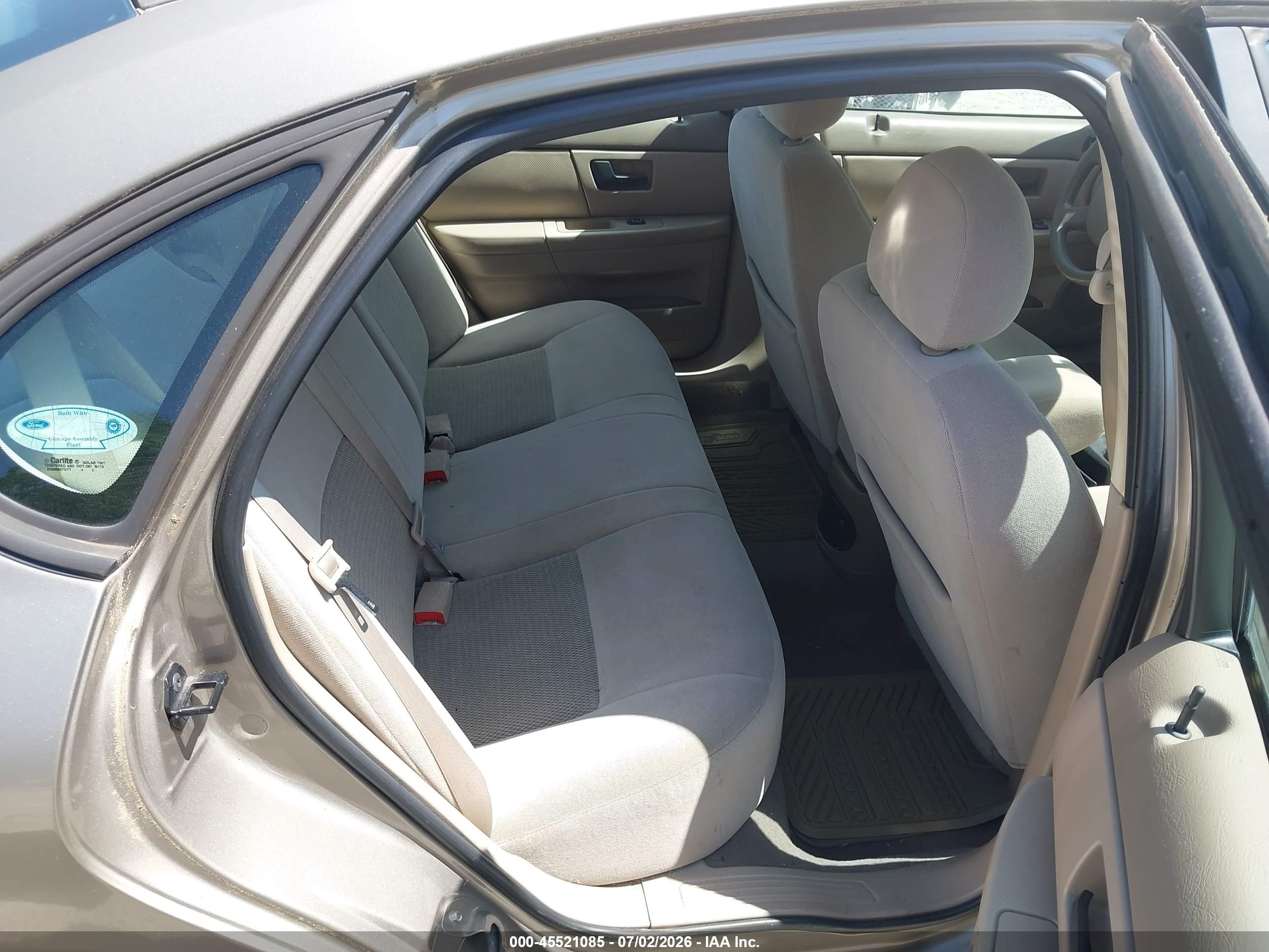 2004 Ford Taurus Ses Gold vin: 1FAFP55S74G186202
