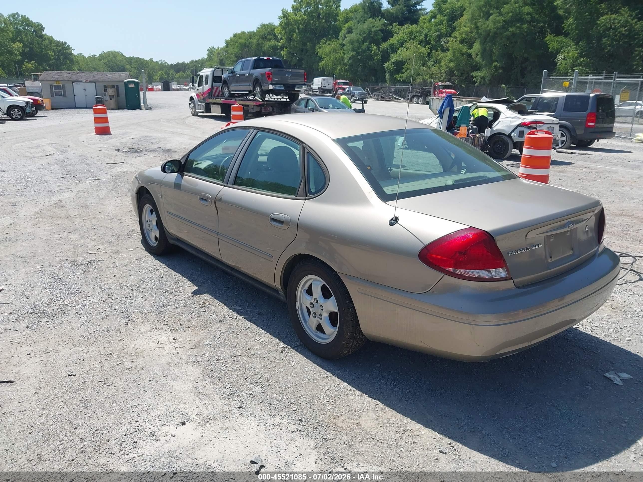 2004 Ford Taurus Ses Gold vin: 1FAFP55S74G186202