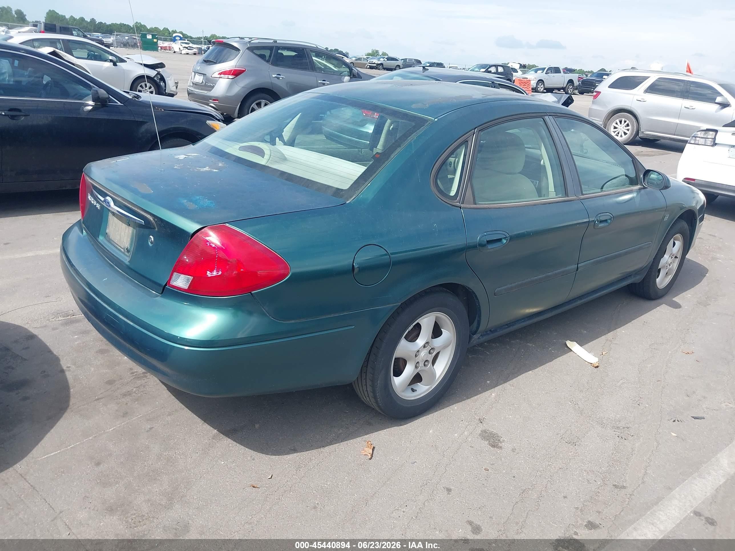 2000 Ford Taurus Ses Green vin: 1FAFP55S7YA187293
