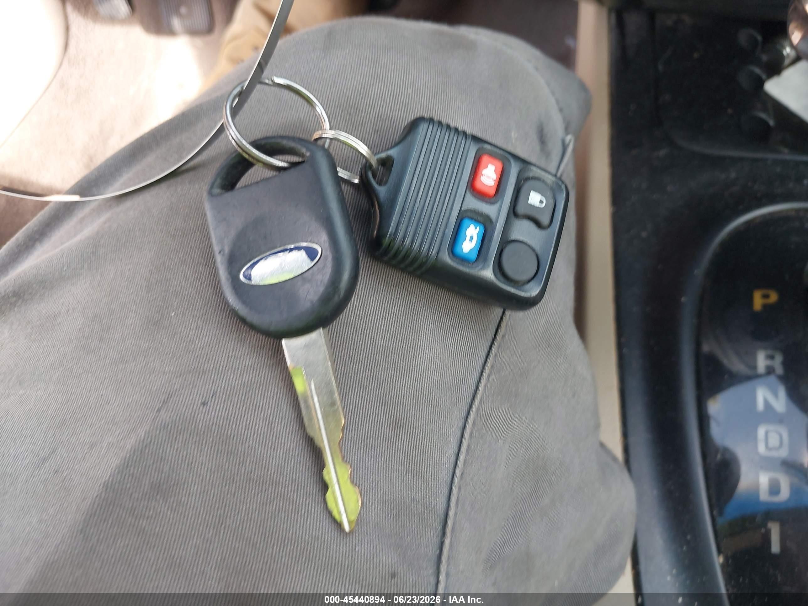 2000 Ford Taurus Ses Green vin: 1FAFP55S7YA187293