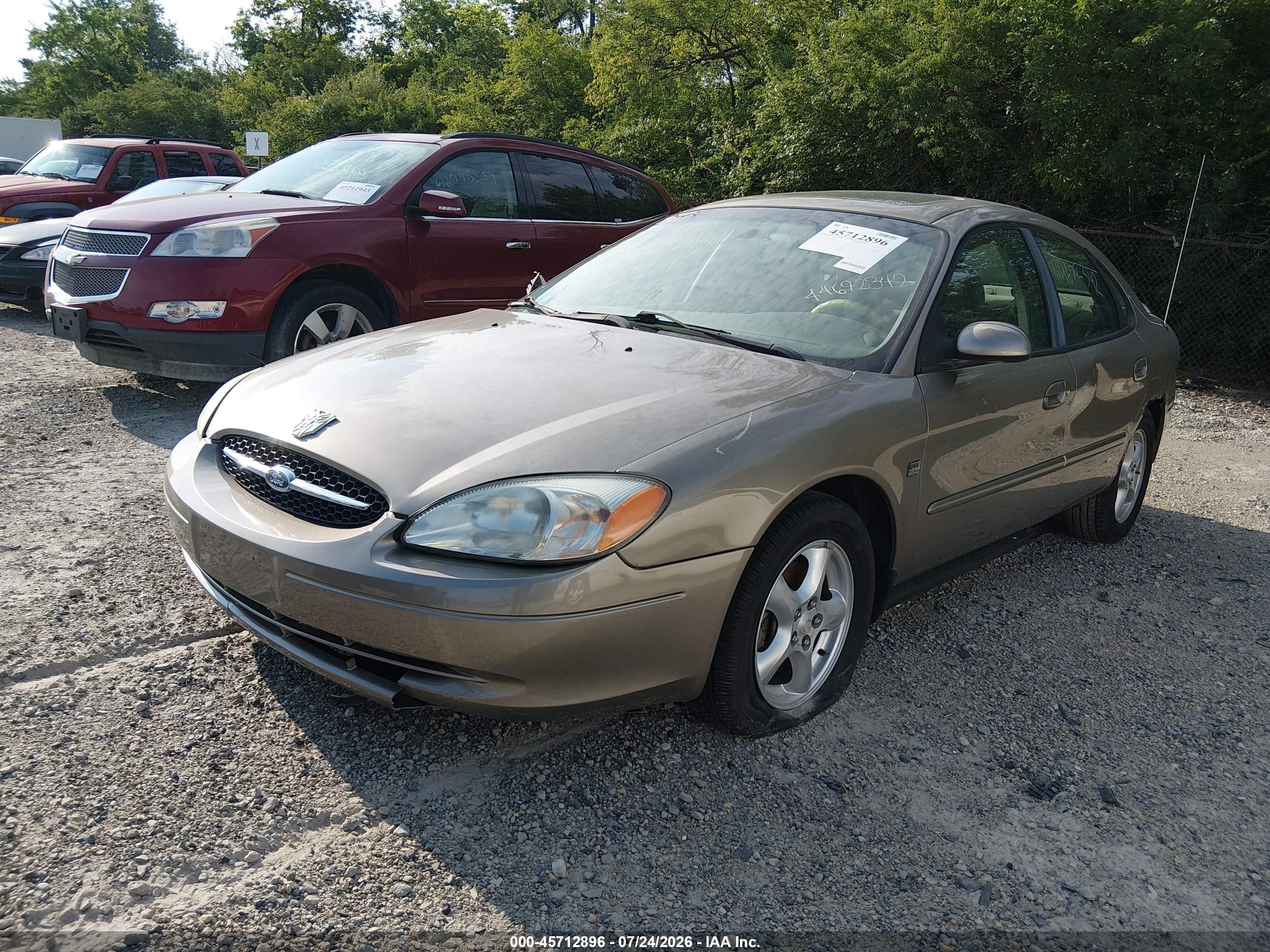 2002 Ford Taurus Ses Золотой vin: 1FAFP55S82G120142