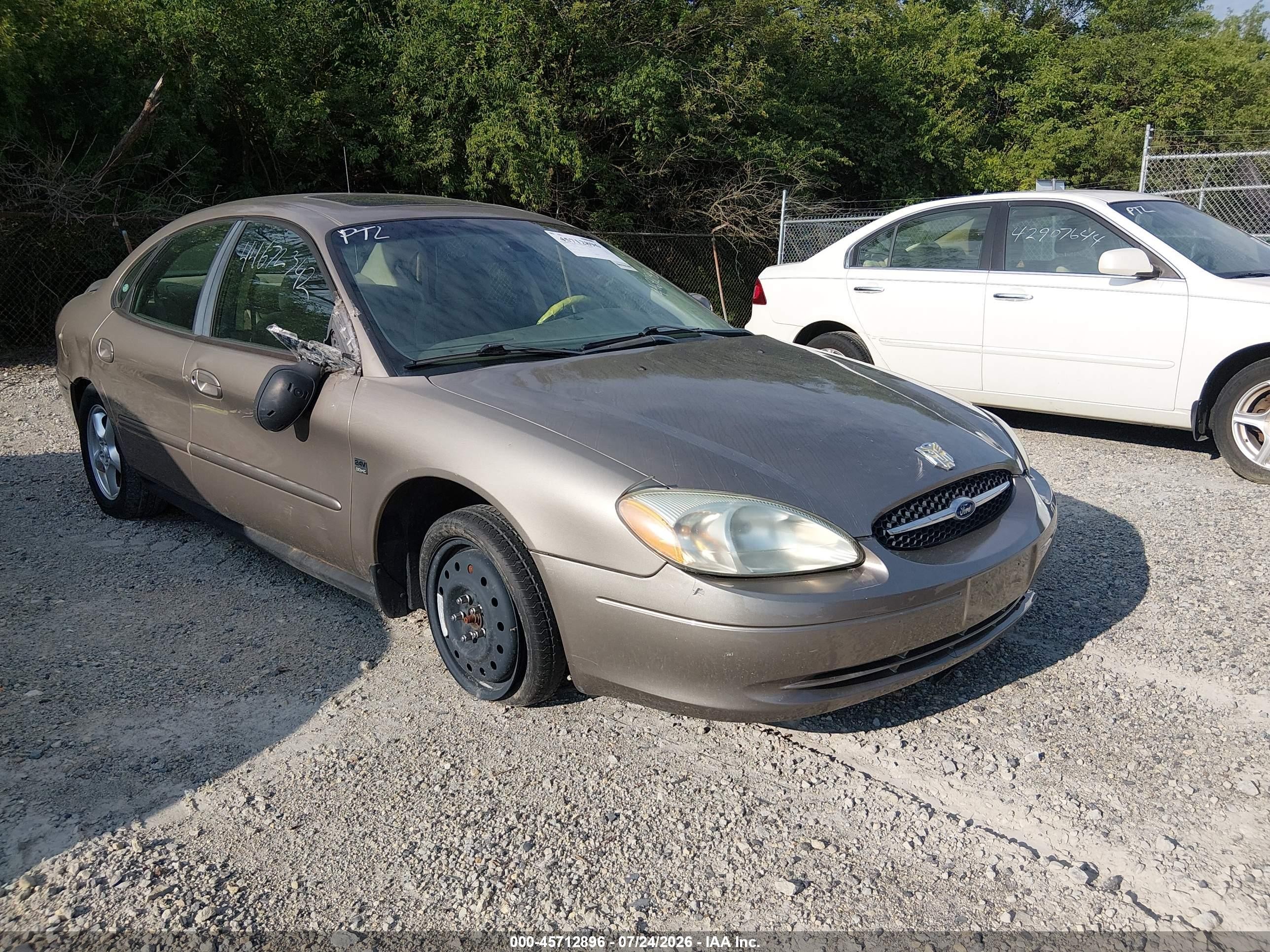 2002 Ford Taurus Ses Gold vin: 1FAFP55S82G120142