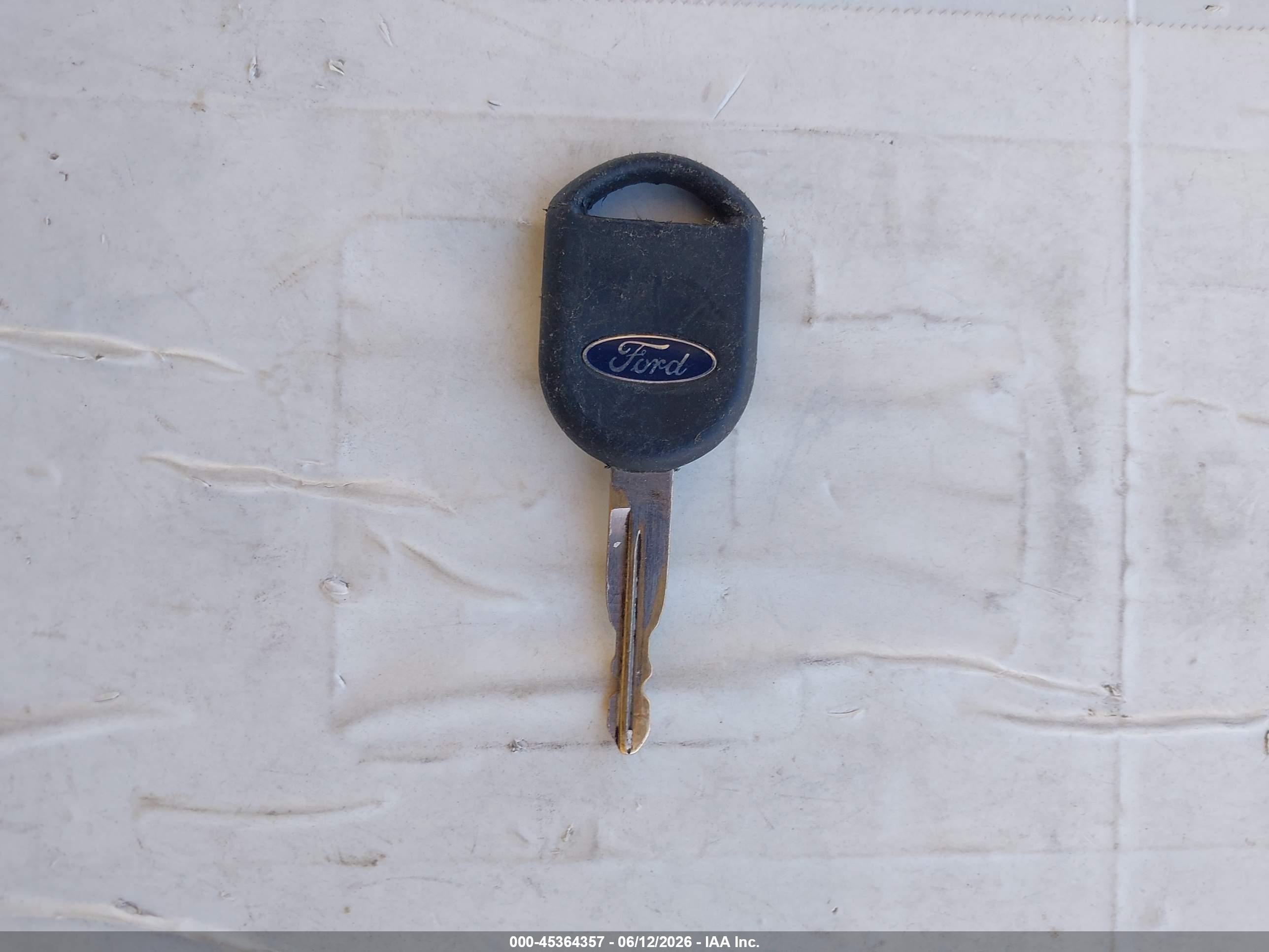 2004 Ford Taurus Ses Желто-коричневый vin: 1FAFP55S94G196584
