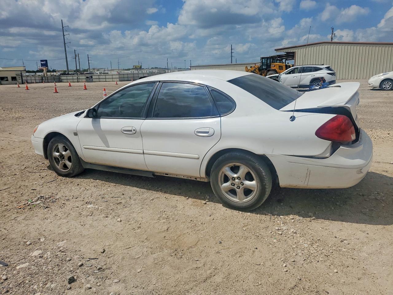 2002 Ford Taurus Ses White vin: 1FAFP55SX2A110652