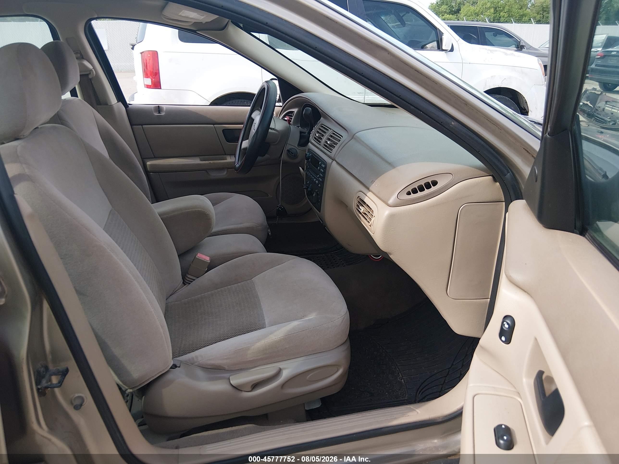 2004 Ford Taurus Ses Gold vin: 1FAFP55SX4G174111