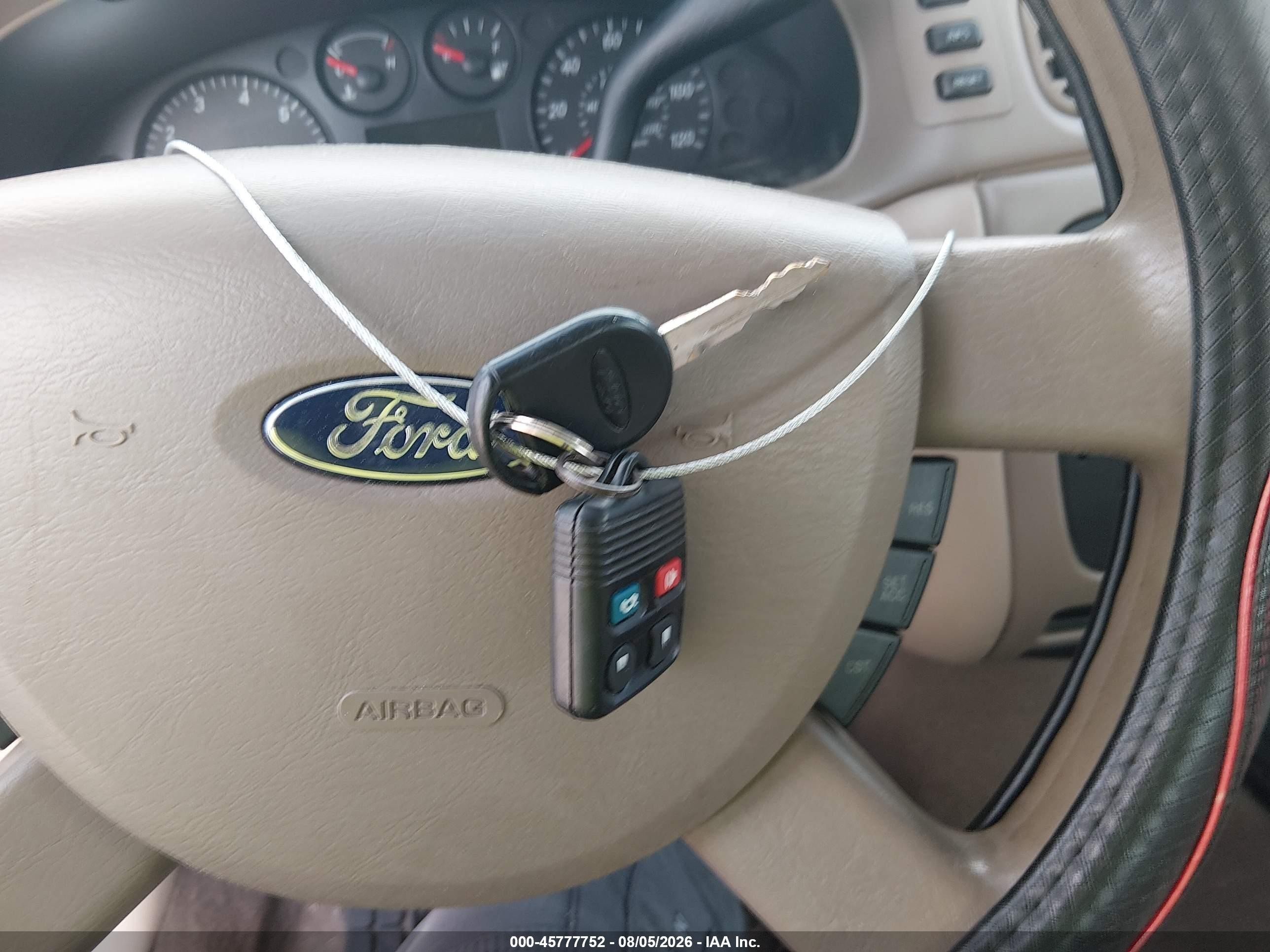 2004 Ford Taurus Ses Gold vin: 1FAFP55SX4G174111
